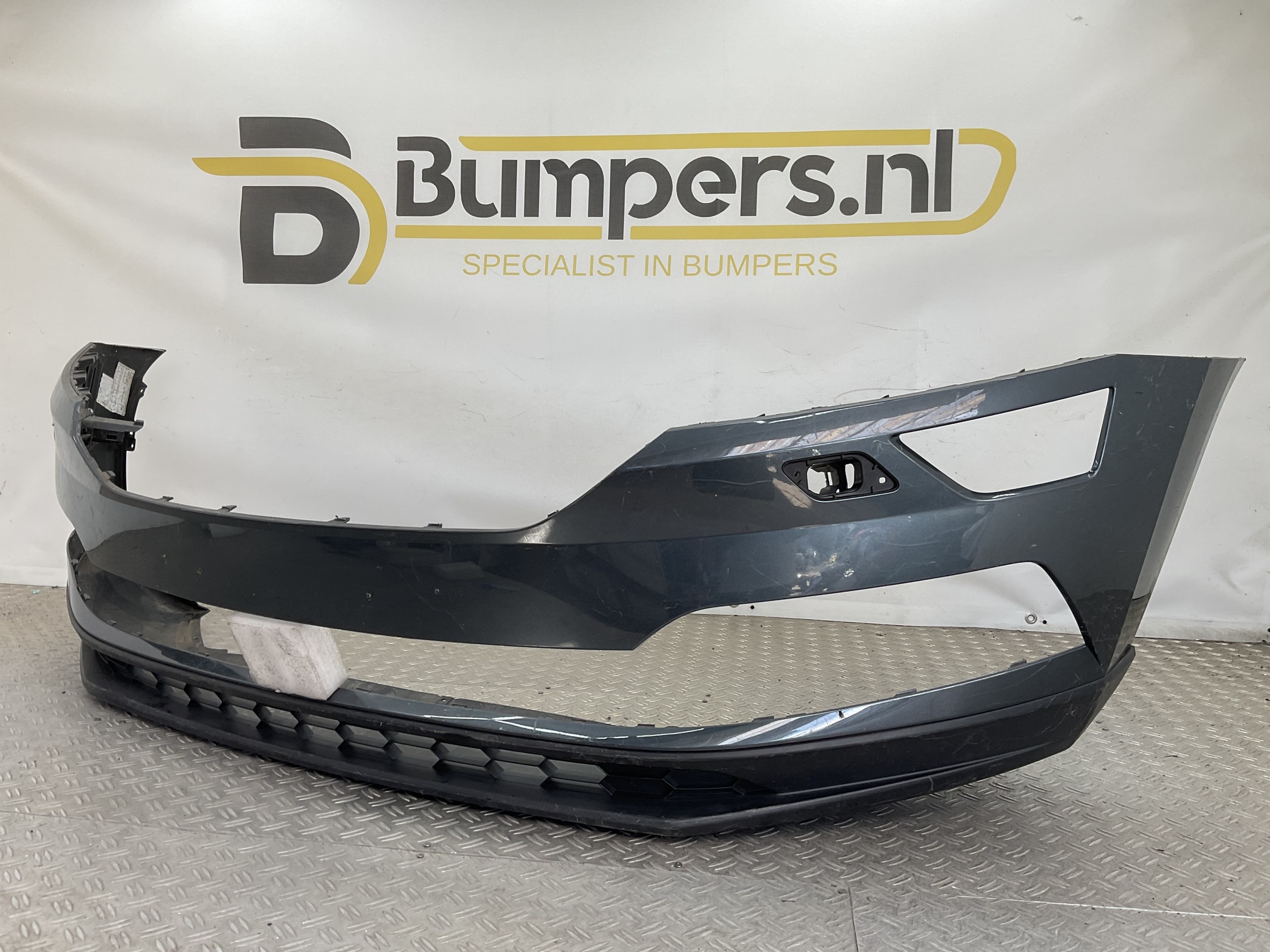 Bumper Skoda Karoq 57A Sport Line 17- 57A807221 Voorbumper H10-23146