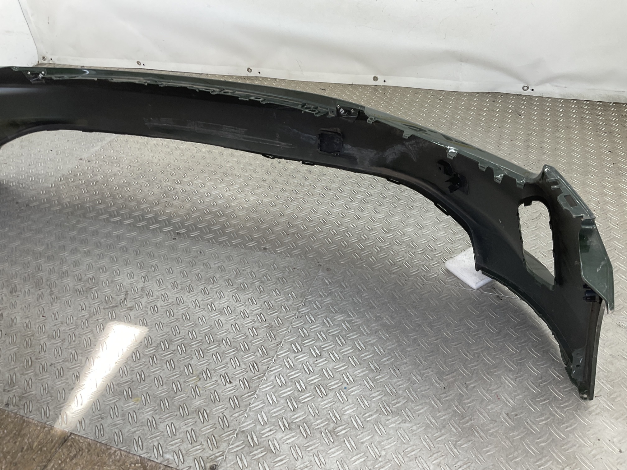 Bumper Porsche Taycan Facelift 9J1 24- 9J1807221AA Voorbumper M2-23152