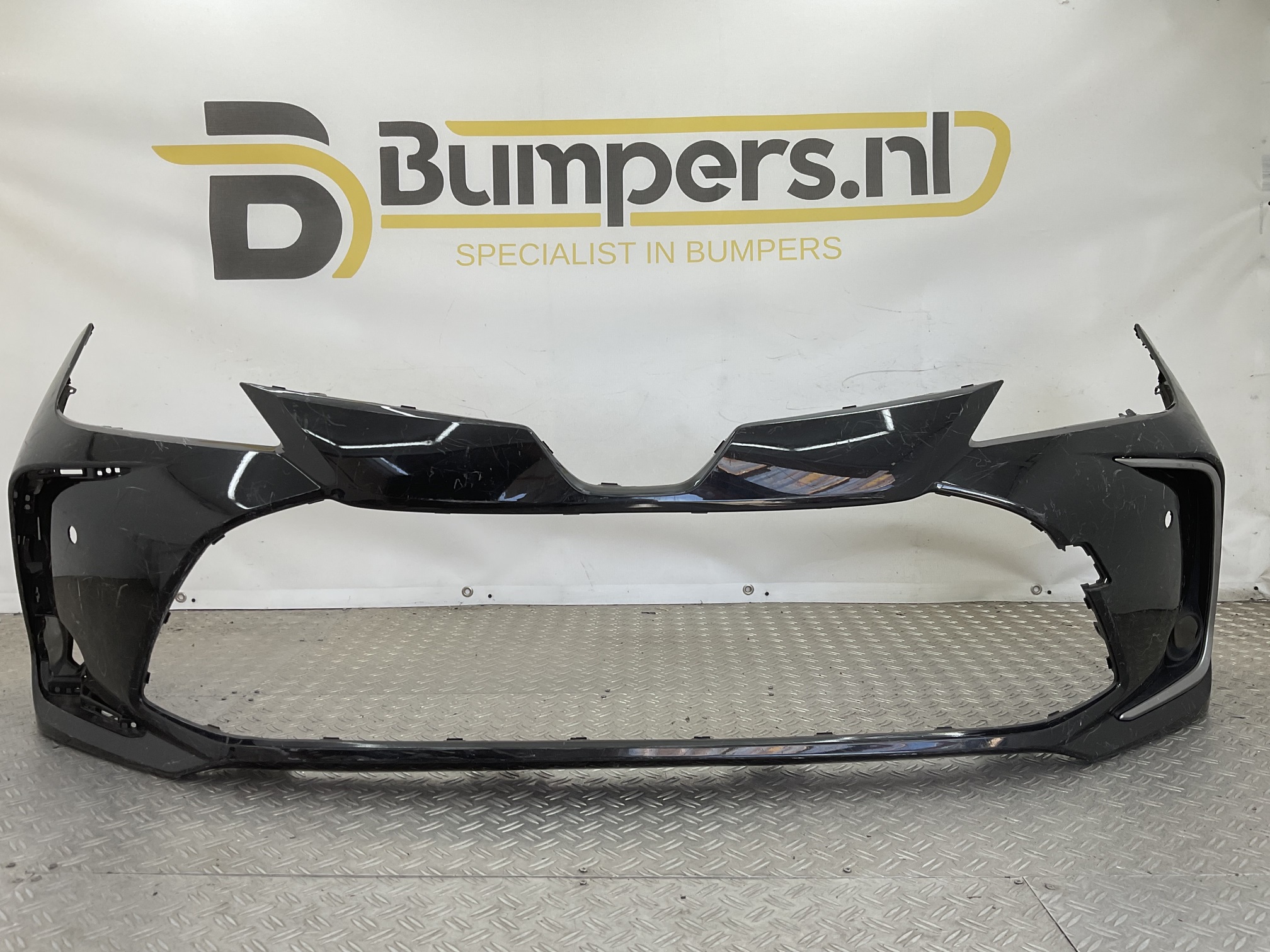 Bumper Toyota Corolla E210 E21 18- 52119-02Q10 Voorbumper D5-23155