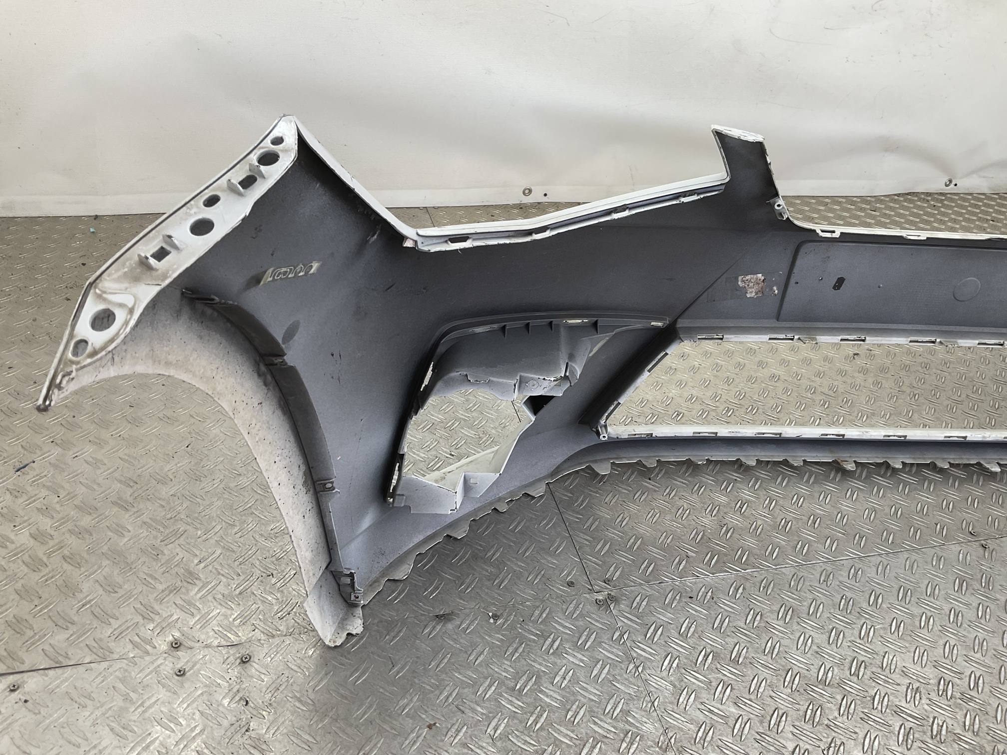 Bumper Seat Ibiza V 2017-2021 6F0807221D Voorbumper C4-23158