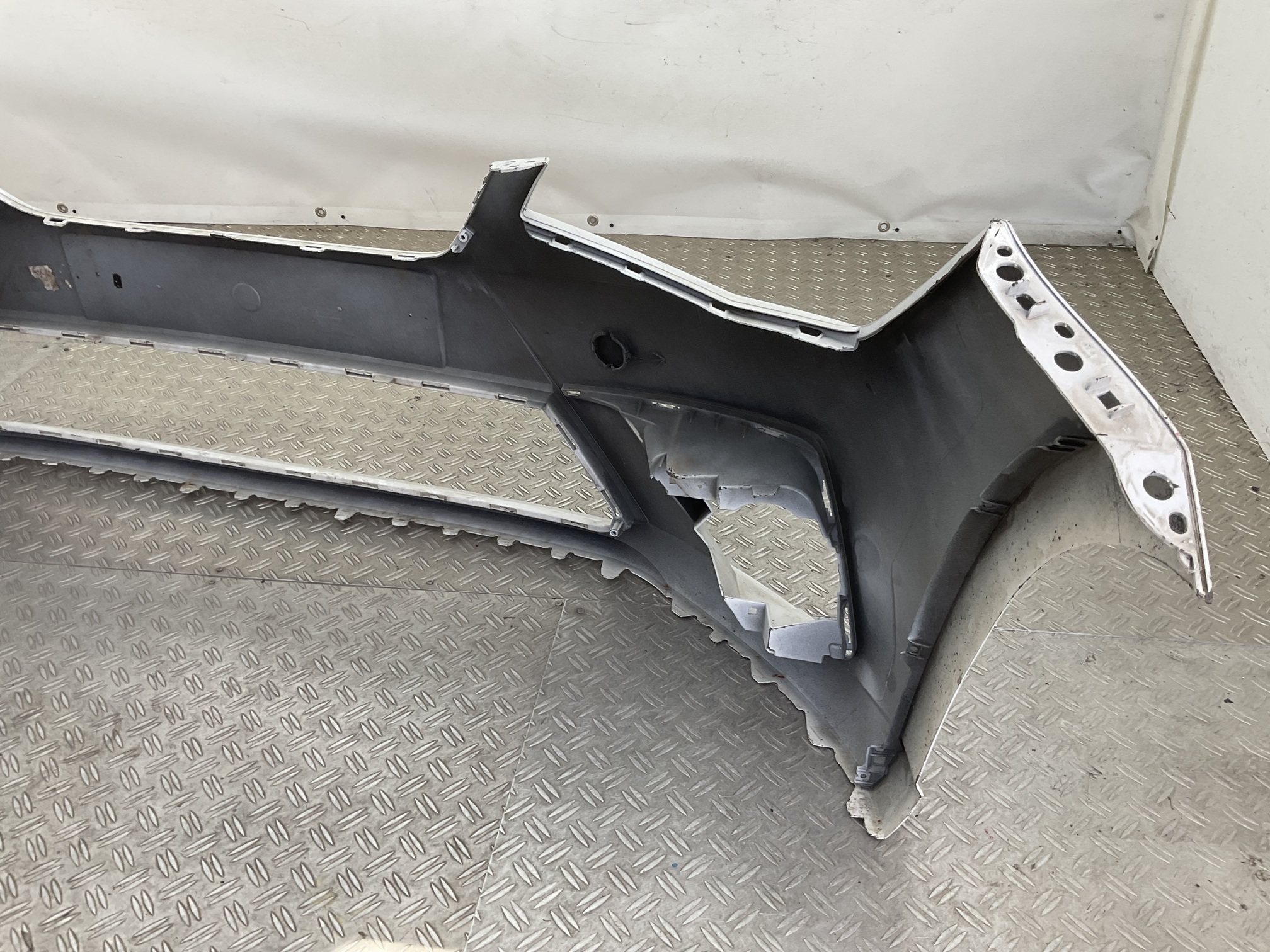 Bumper Seat Ibiza V 2017-2021 6F0807221D Voorbumper C4-23158