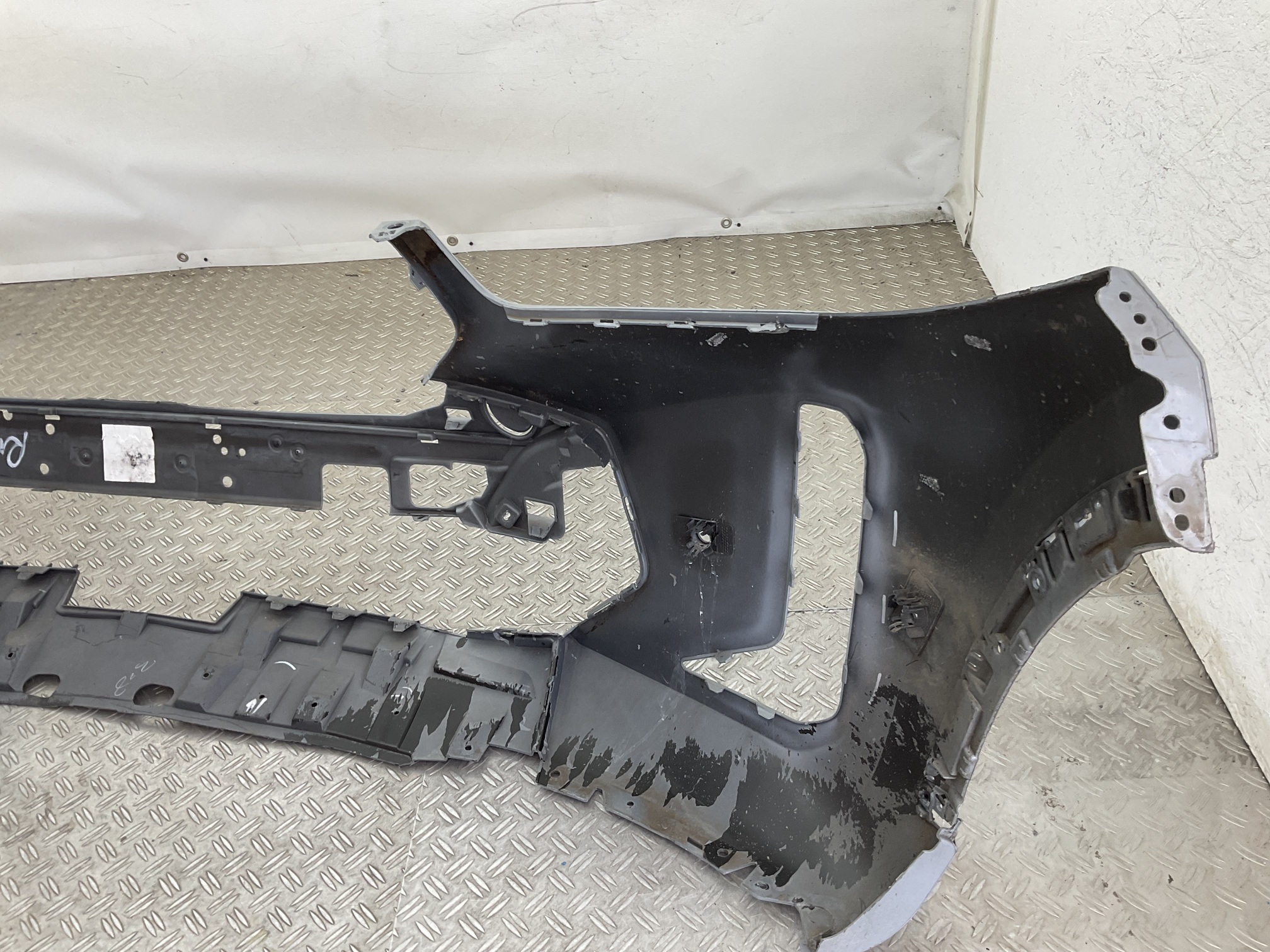 Bumper BMW X6 G06 2018-2024 51118085644 Voorbumper K1-23164