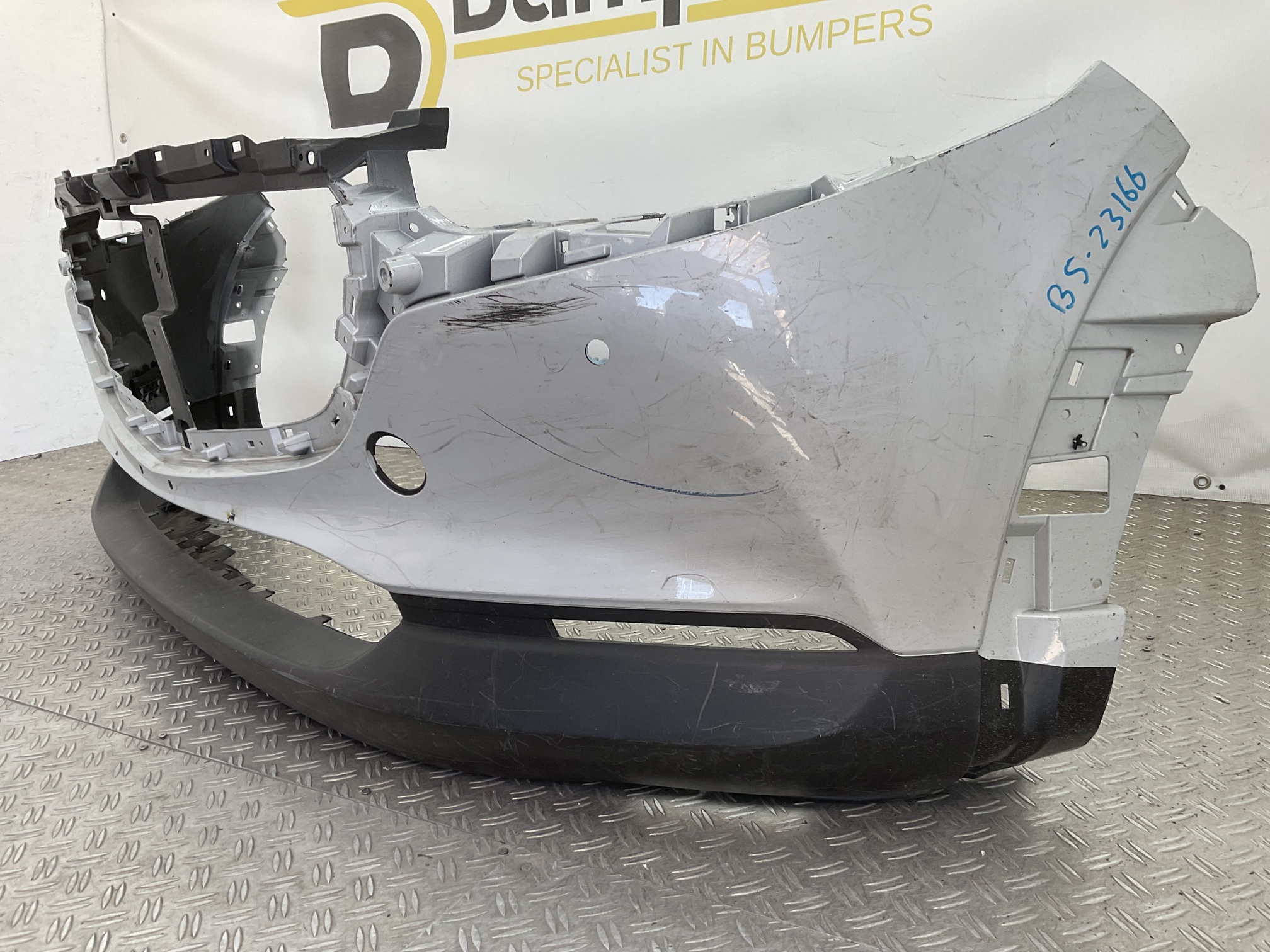 Bumper Mazda CX30 CX-30 pdc DFR5-50031 Voorbumper B5-23166