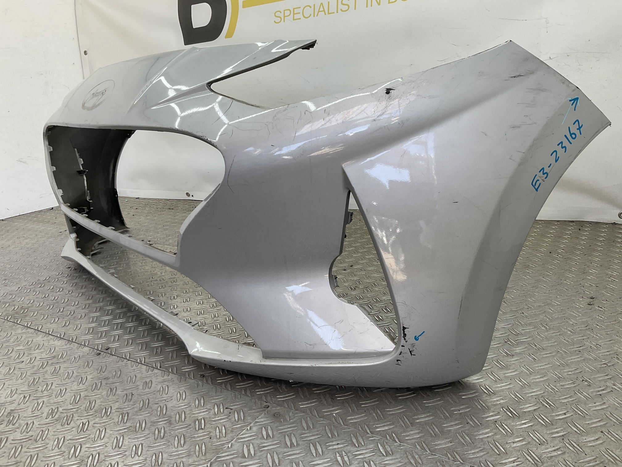 Bumper Hyundai i10 lll 86511-K7000 Voorbumper E3-23167