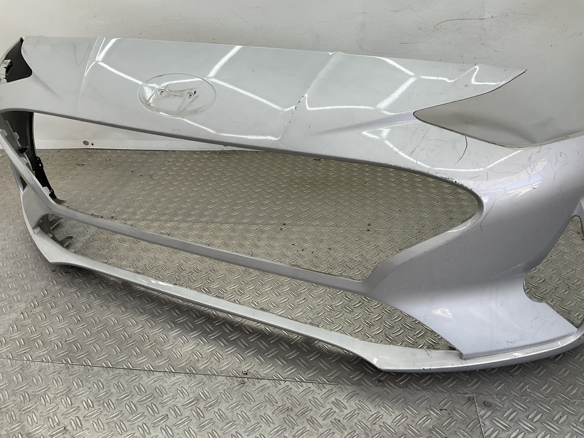 Bumper Hyundai i10 lll 86511-K7000 Voorbumper E3-23167