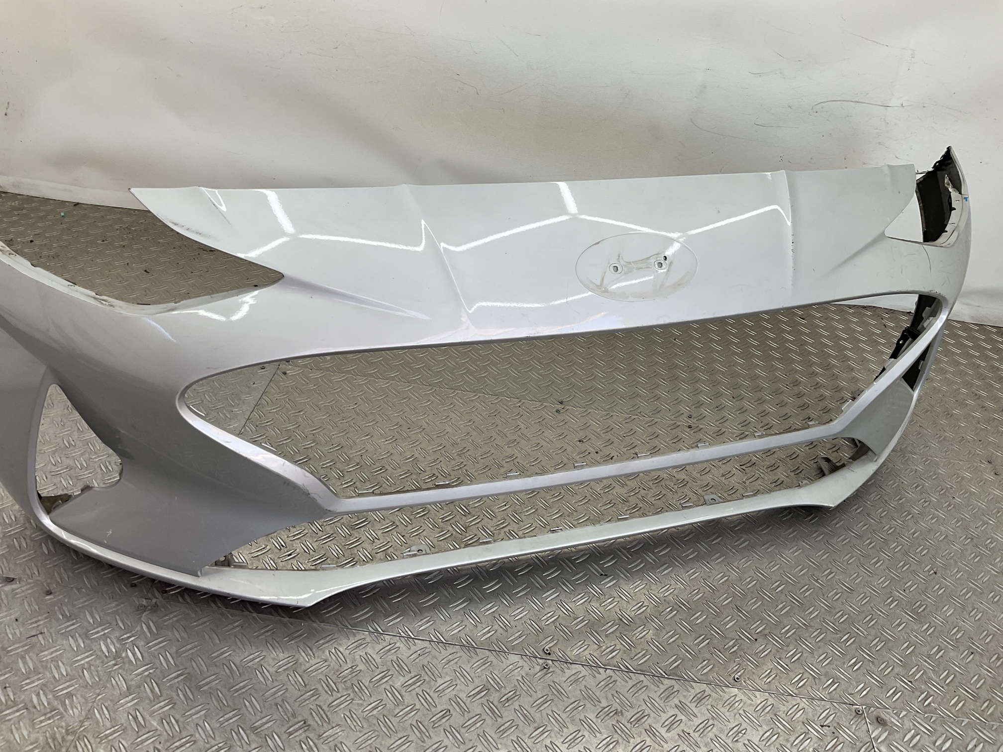 Bumper Hyundai i10 lll 86511-K7000 Voorbumper E3-23167