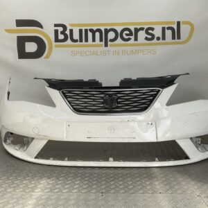 Bumper Seat Ibiza MK5 08-12 6J0807221K Voorbumper C5-23175