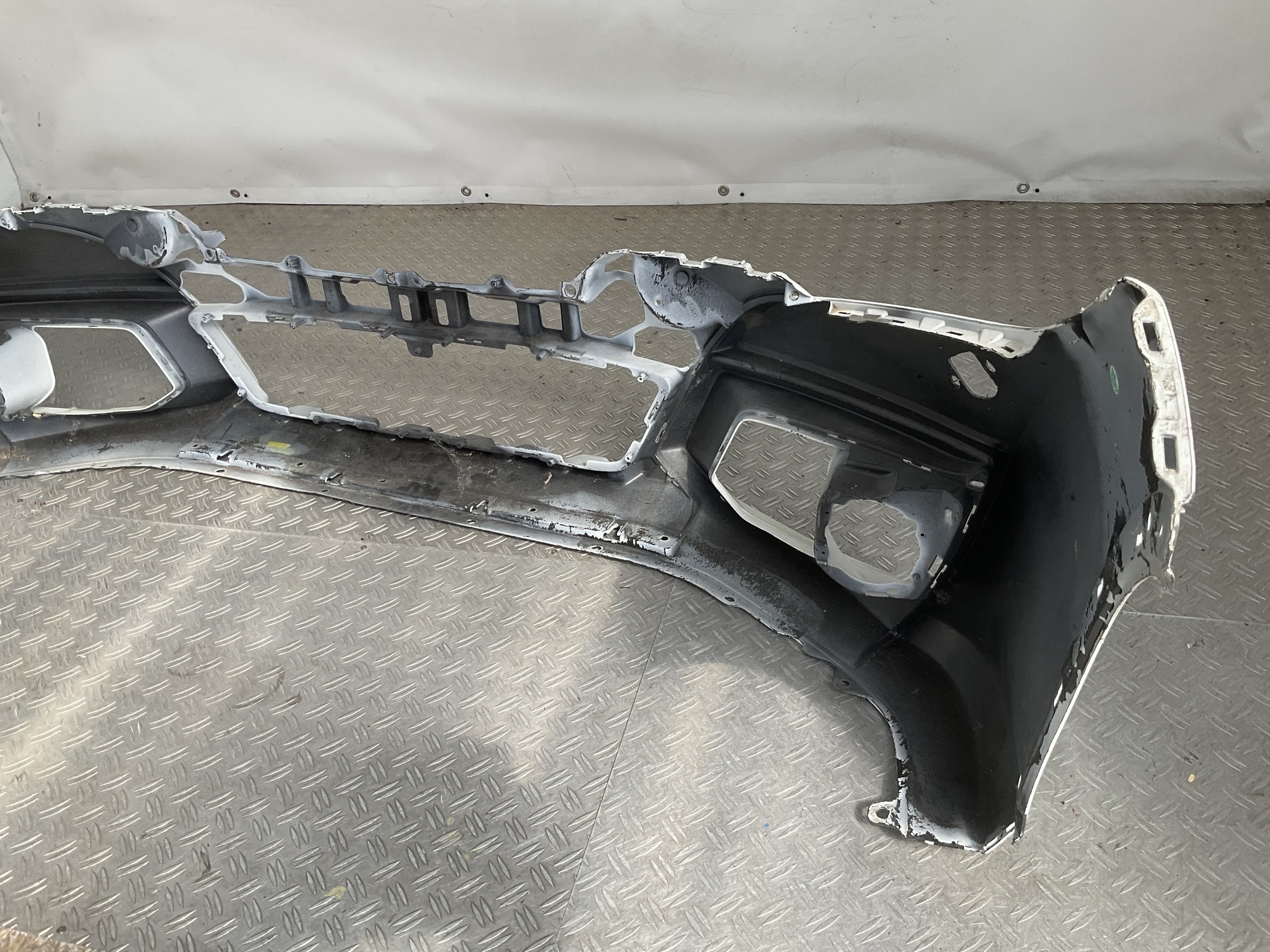 BUMPER Honda Civic 9 2015-2018 71101-TV0-ZY00 VOORBUMPER D9-23177