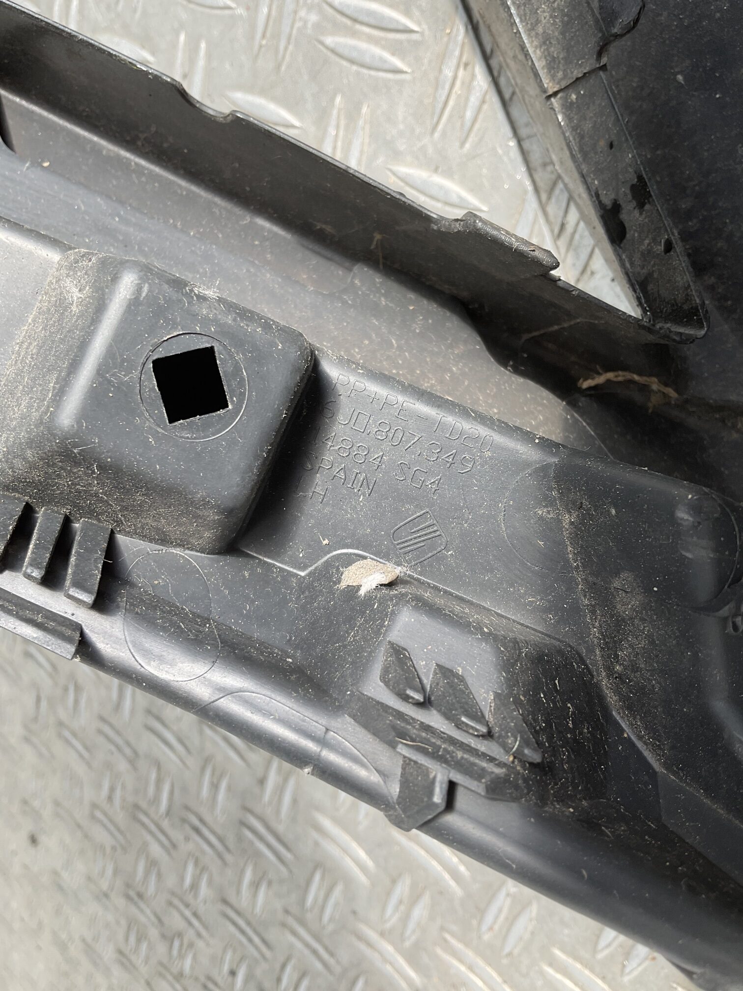 BUMPER Seat Ibiza FR 2017-2021 6J0-807350 VOORBUMPER C5-23179