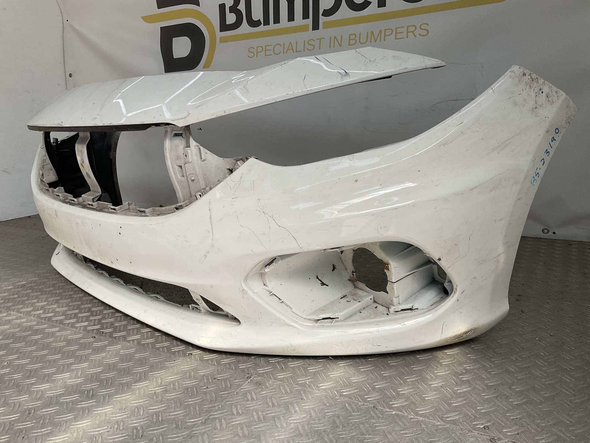 Bumper Fiat Tipo 2015-2023 735631451 Voorbumper B5-23190