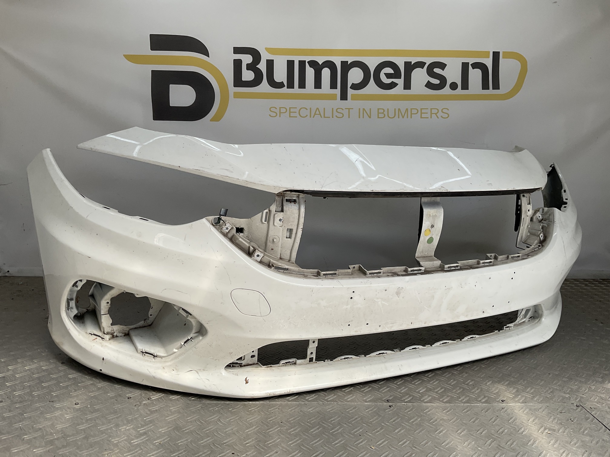 Bumper Fiat Tipo 2015-2023 735631451 Voorbumper B5-23190