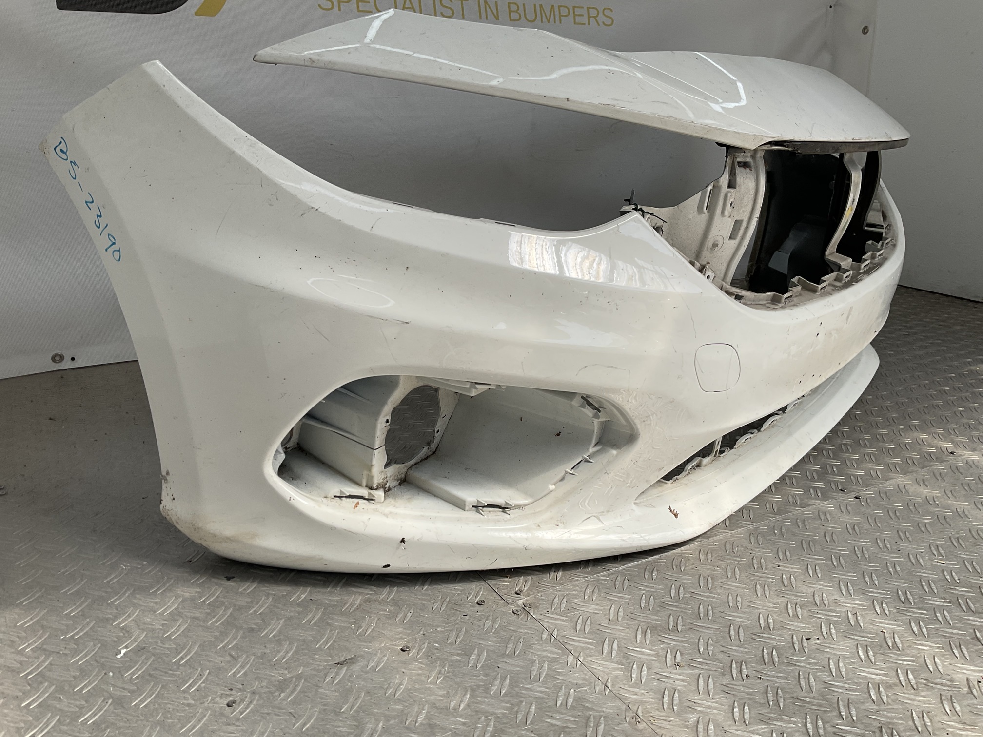 Bumper Fiat Tipo 2015-2023 735631451 Voorbumper B5-23190