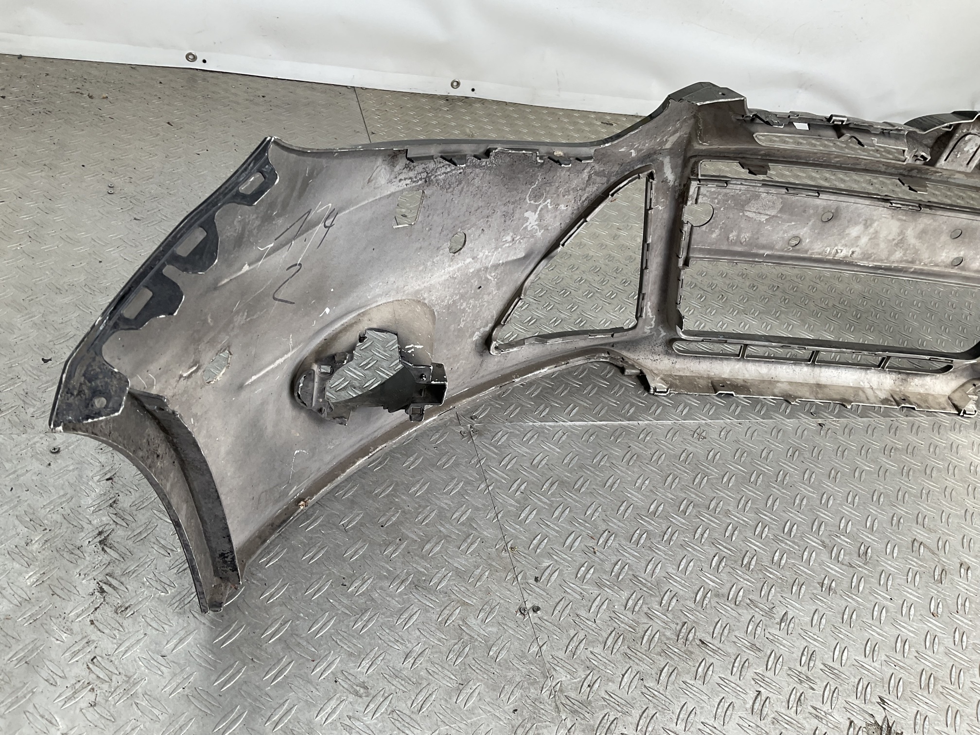 BUMPER FORD FOCUS MK3 ST LINE ST-Line 10-14 BM51-17757-A VOORBUMPER D9-23202