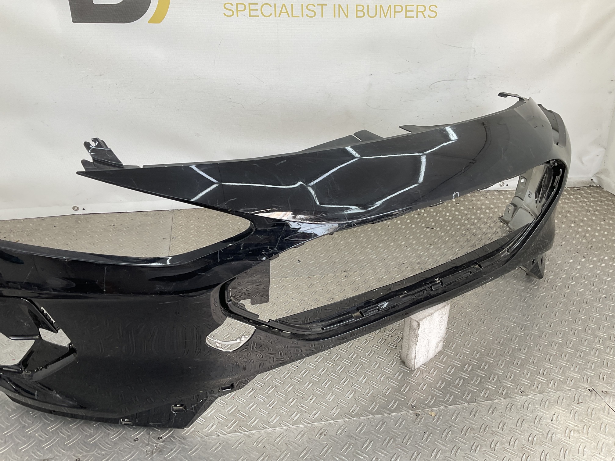 Bumper Ford Focus MK4 STline ST-Line 2020 NX7B-17757-U Voorbumper D10-23204