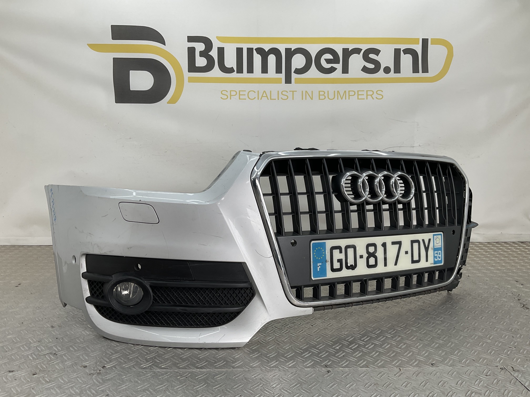 Bumper Audi Q3 8U 2000 8U0807438 Voorbumper H5-23227
