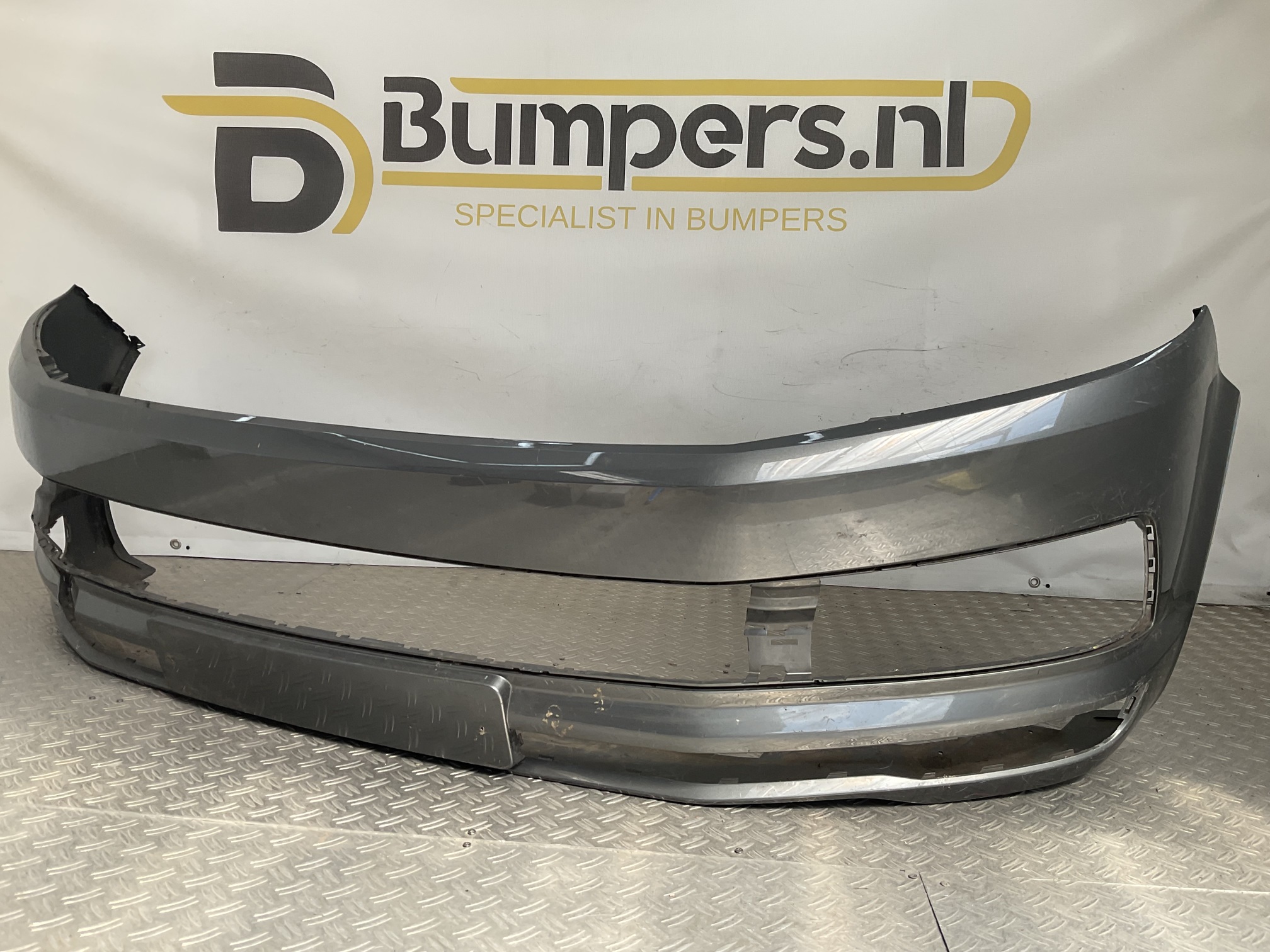 Bumper Volkswagen Transporter T6 SPORT 7E5807221D Voorbumper C10-23249
