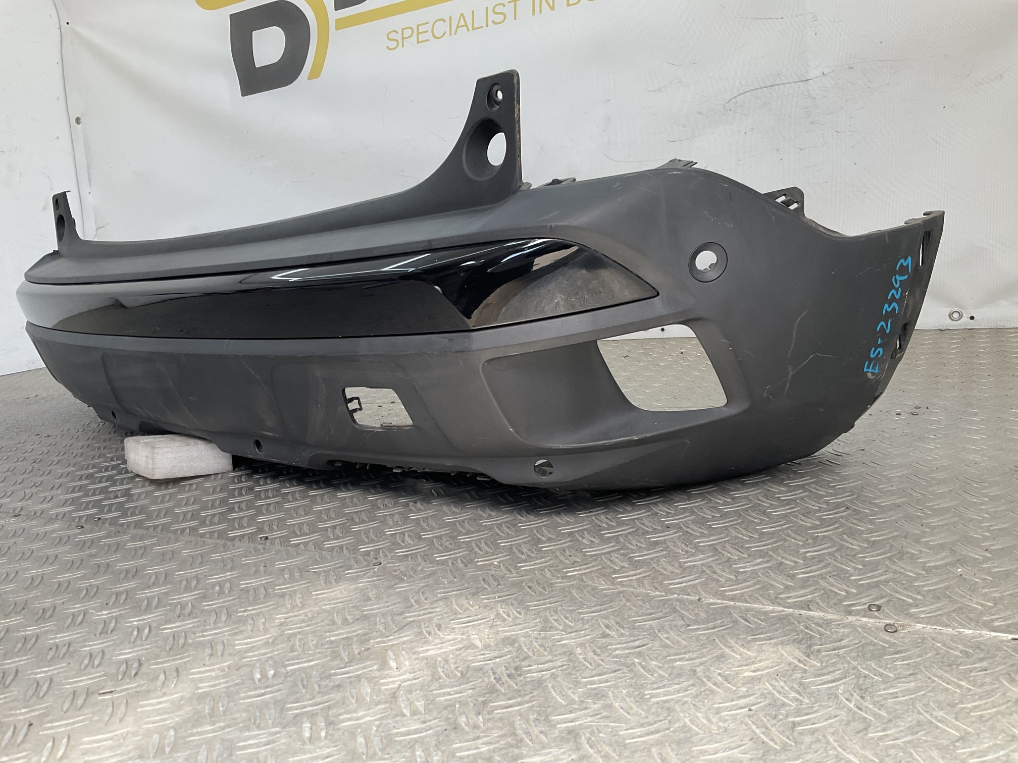 Bumper Peugeot 3008 16-21 9811865077 Achterbumper E9-23293