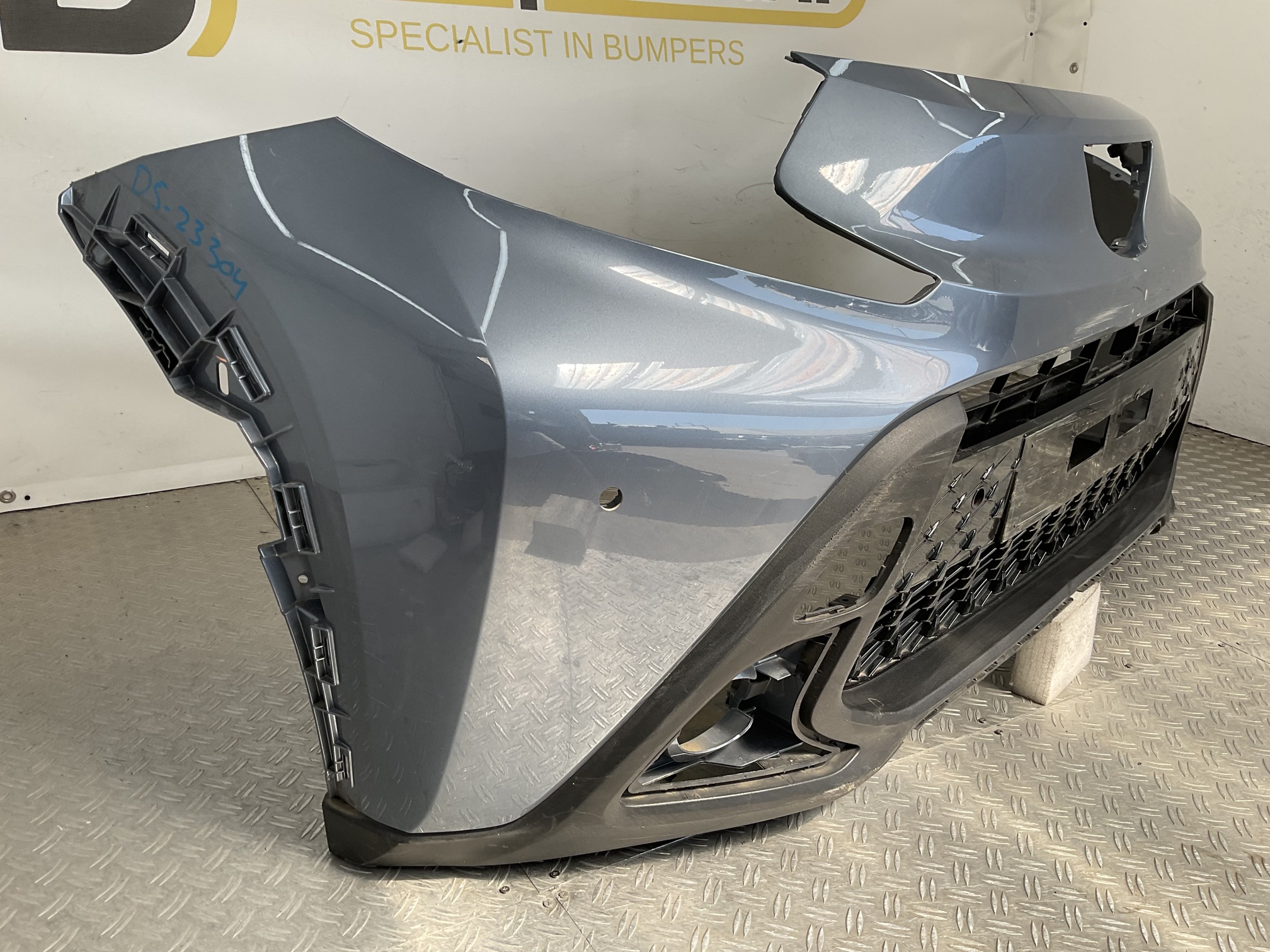Bumper Toyota Aygo X Cross XCross 20-25 52119-0h190 Voorbumper D5-23304