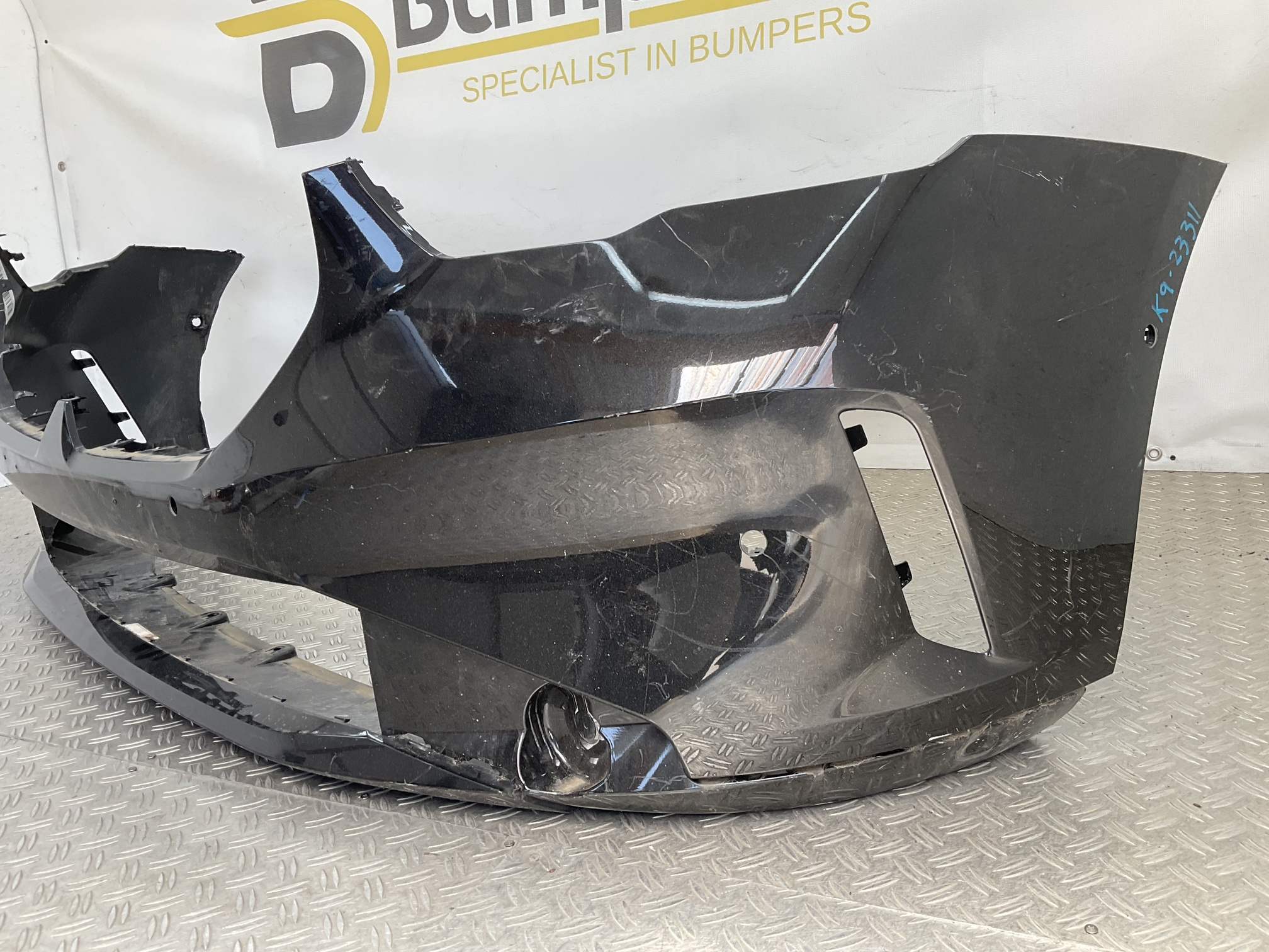 Bumper BMW 5 G60 G61 23- 51119883904 Voorbumper K9-23311