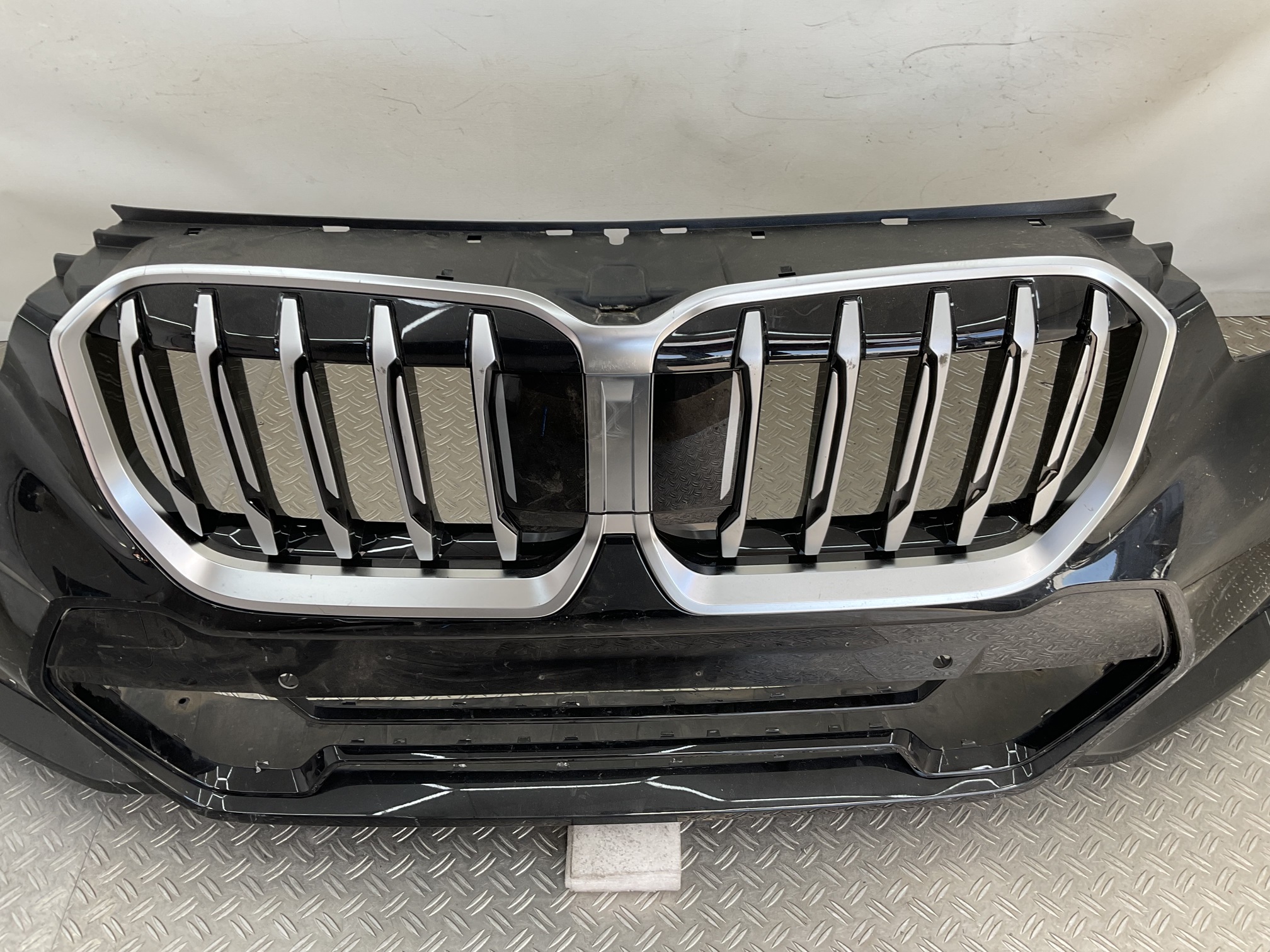 Bumper BMW X1 U11 M Sport 22- MPakket 51119881918 Voorbumper K5-23316