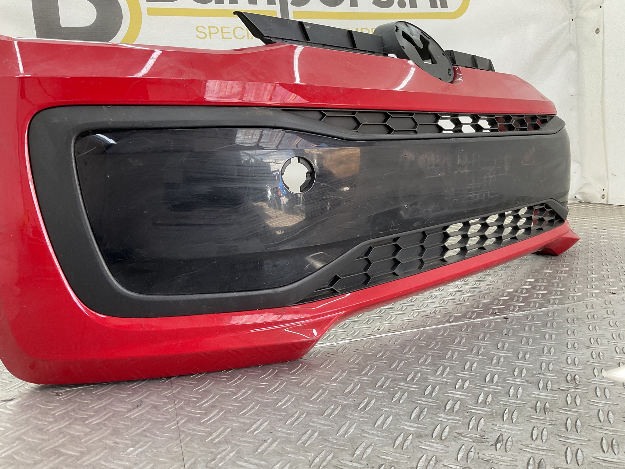 Bumper Volkswagen Up Facelift 17-24 1S0807221F Voorbumper C9-23333