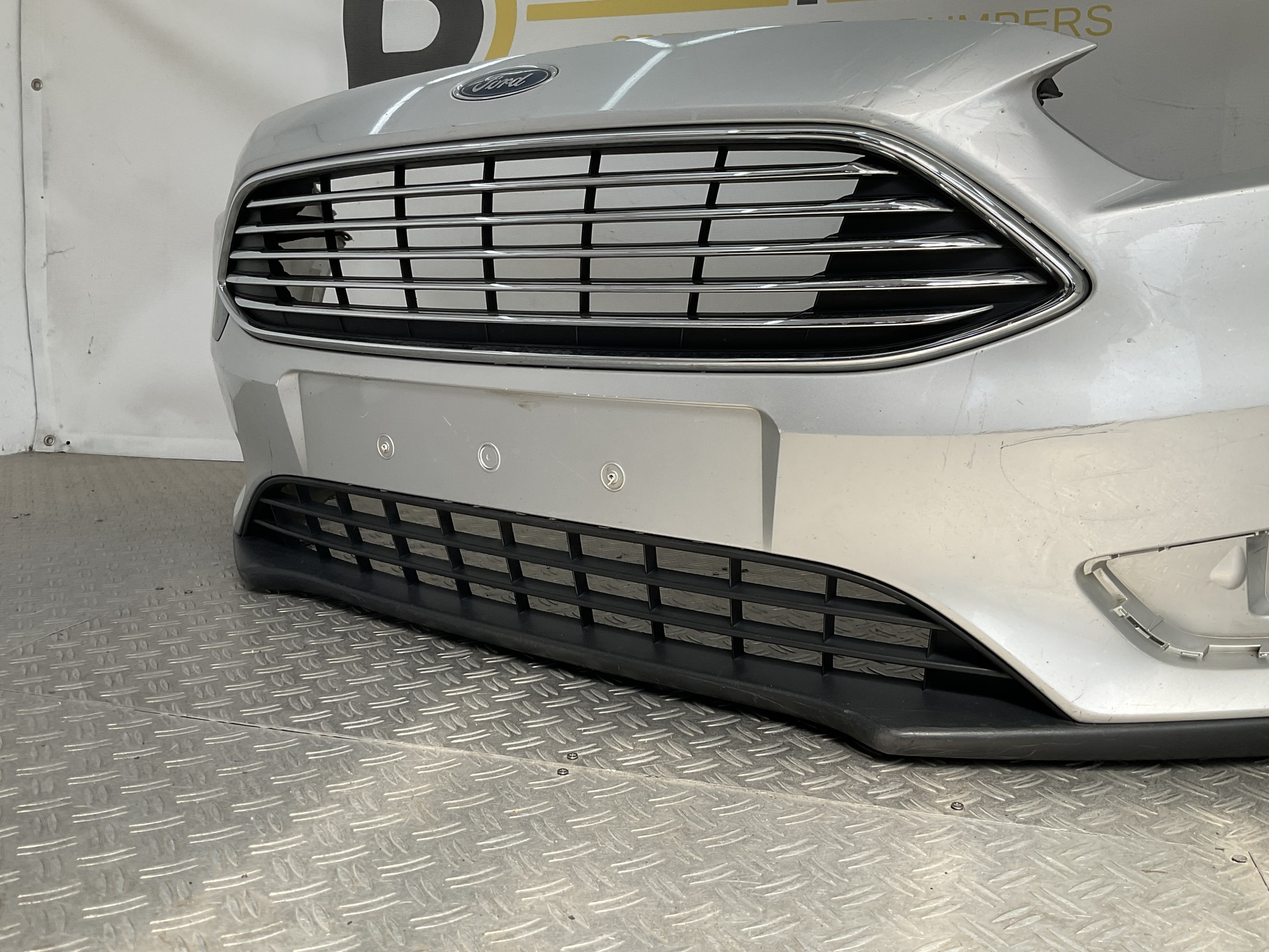 Bumper Ford Focus MK3 Facelift 14-18 F1EB-17757-A Voorbumper D9-23350
