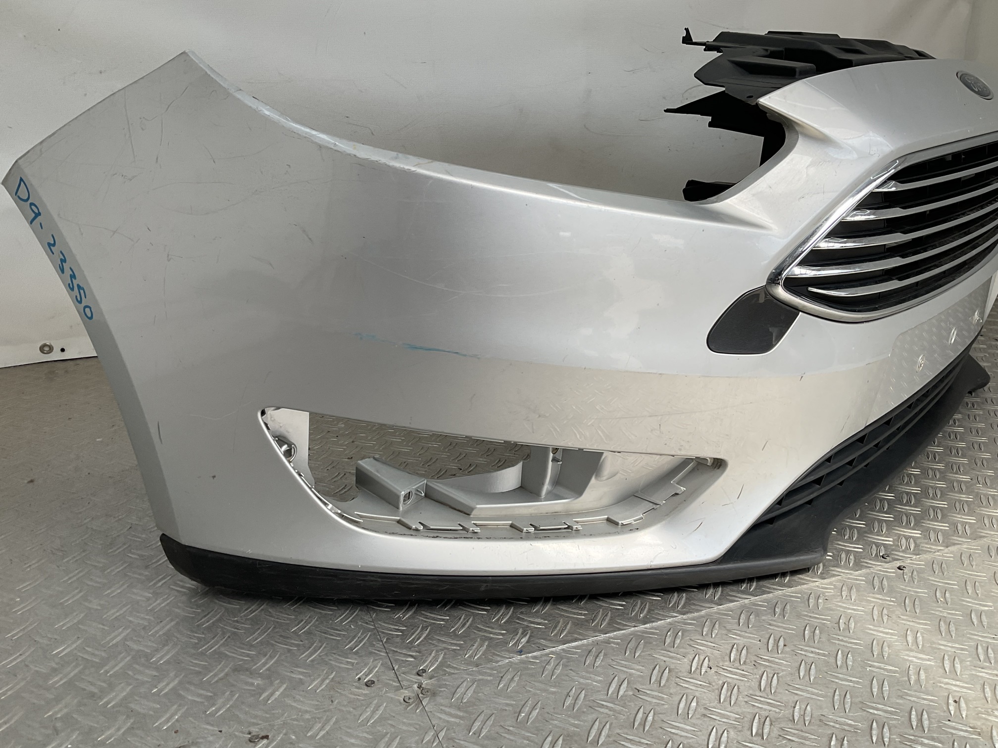 Bumper Ford Focus MK3 Facelift 14-18 F1EB-17757-A Voorbumper D9-23350