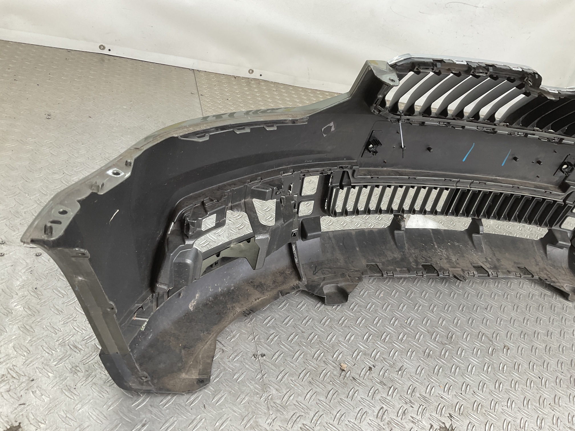 Bumper Skoda Yeti Restyle 5L 13- 5L0807221F Voorbumper H10-23352