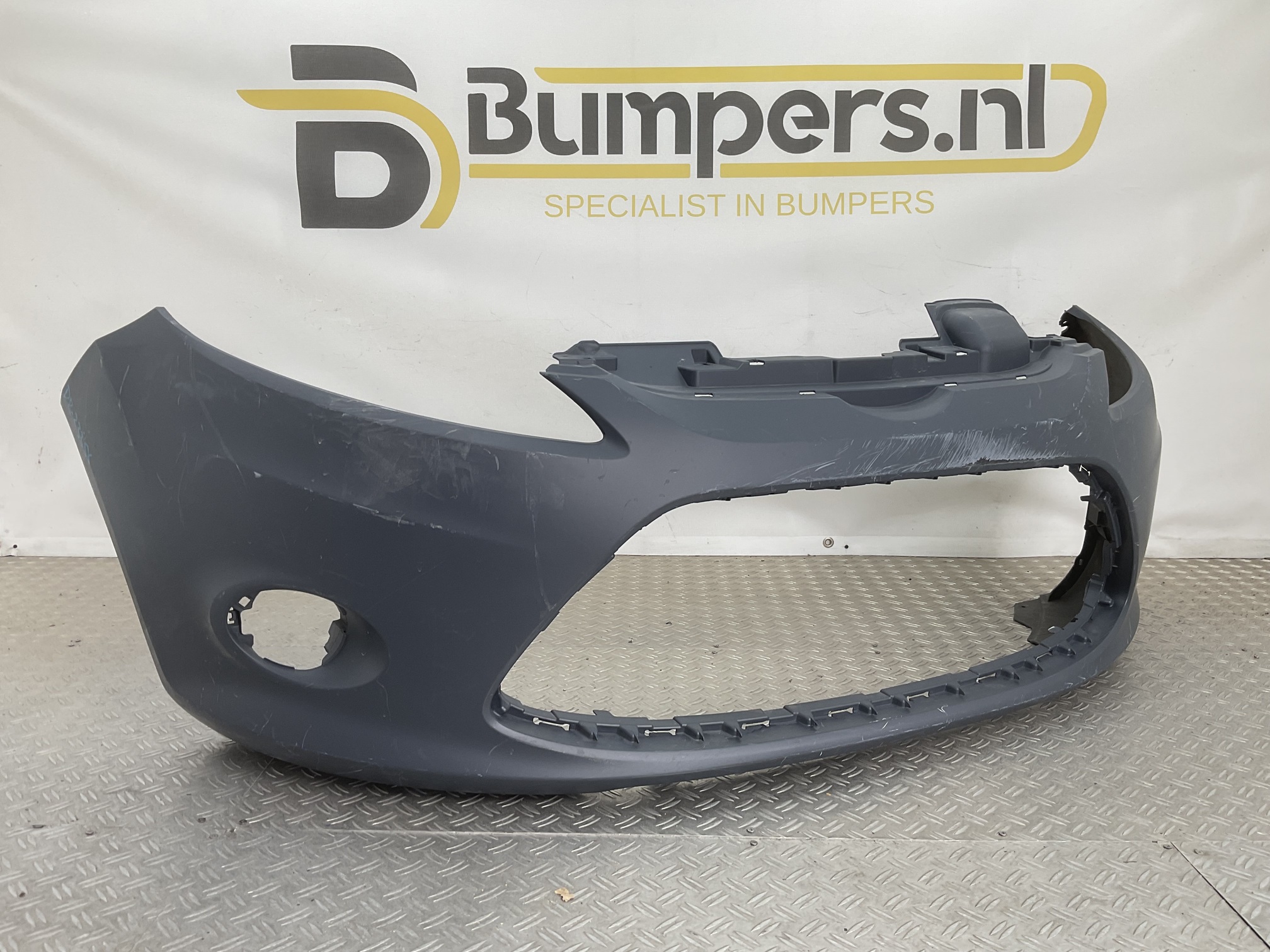 Bumper Ford Fiesta MK7 2008-2012 8A61-17757-B Voorbumper D8-23356