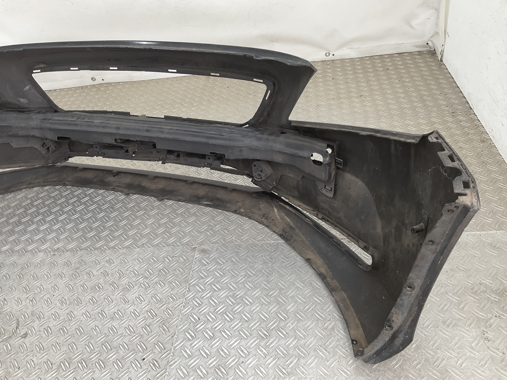 Bumper Volvo V40 Normaal 12- 31283732 Voorbumper E4-23357