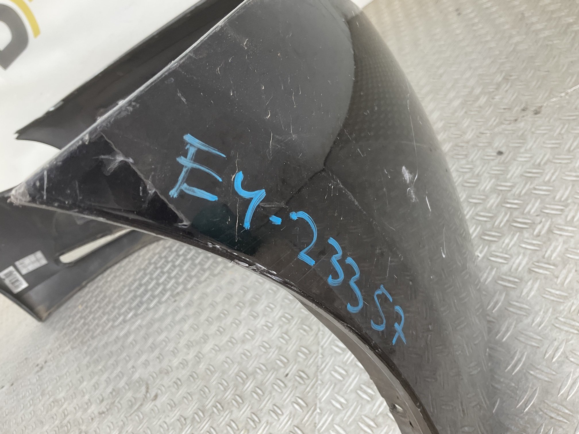 Bumper Volvo V40 Normaal 12- 31283732 Voorbumper E4-23357