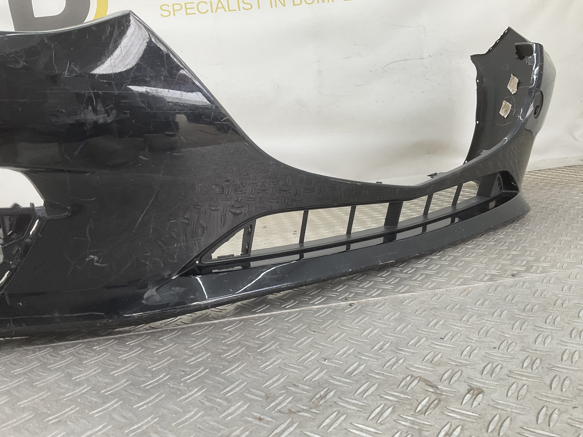 Bumper Mazda 3 BHN1-50031 2013-2018 Voorbumper B3-23358