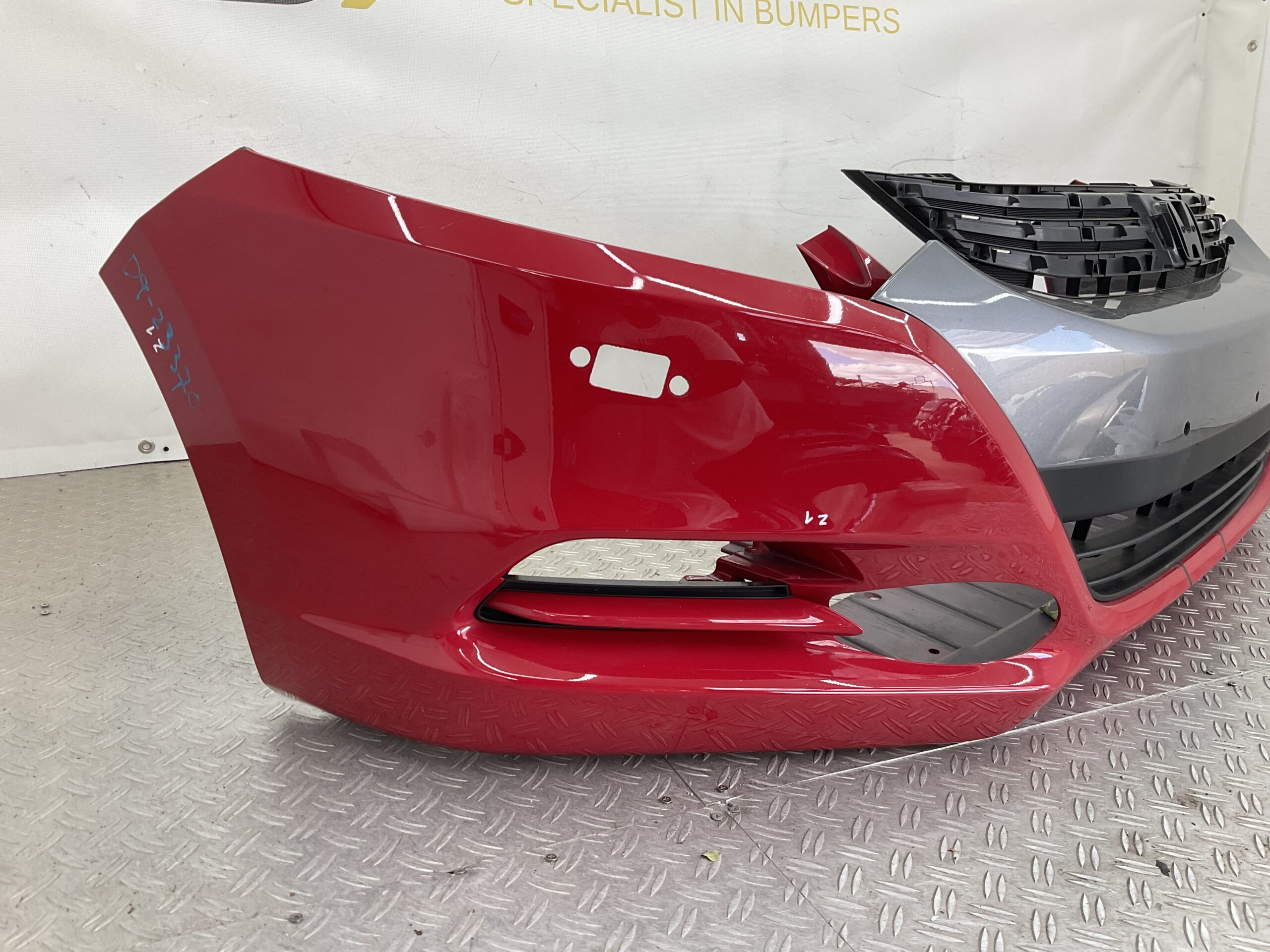Bumper Honda Insight 71101-TM8-zz00 Voorbumper D9-23370z