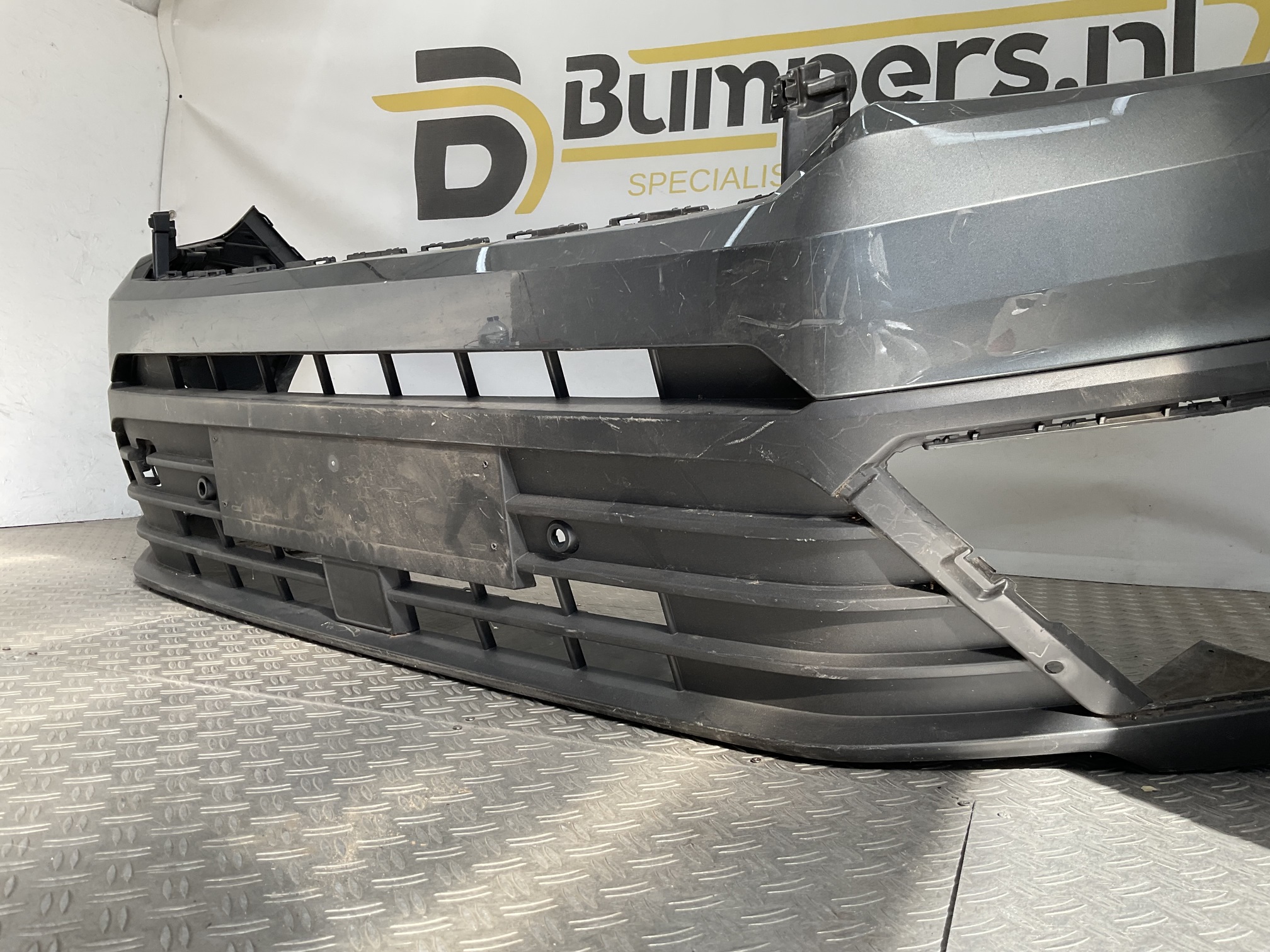 Bumper Volkswagen Crafter 7C0 17-22 7C0807221A Voorbumper G5-23503