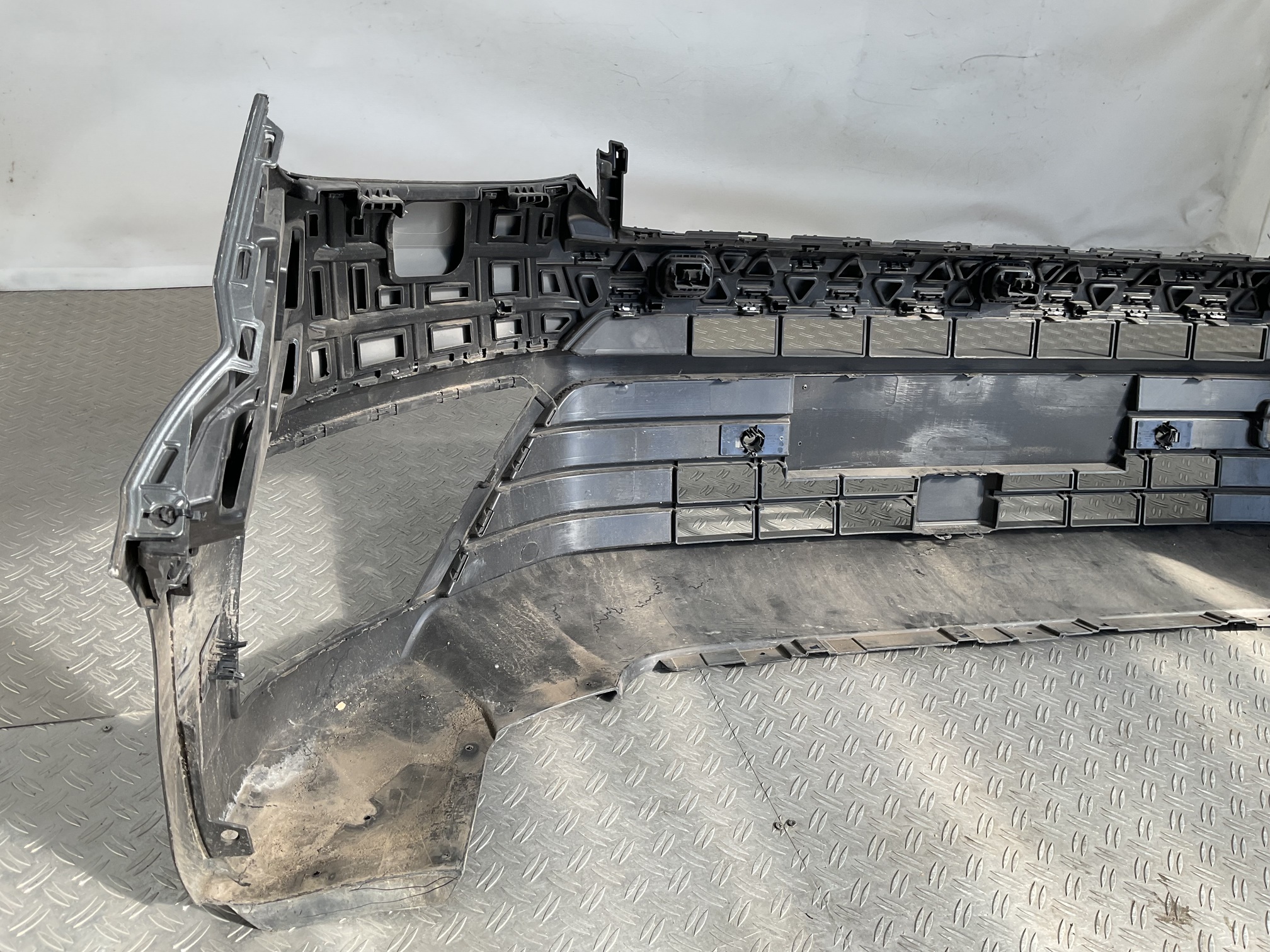 Bumper Volkswagen Crafter 7C0 17-22 7C0807221A Voorbumper G5-23503