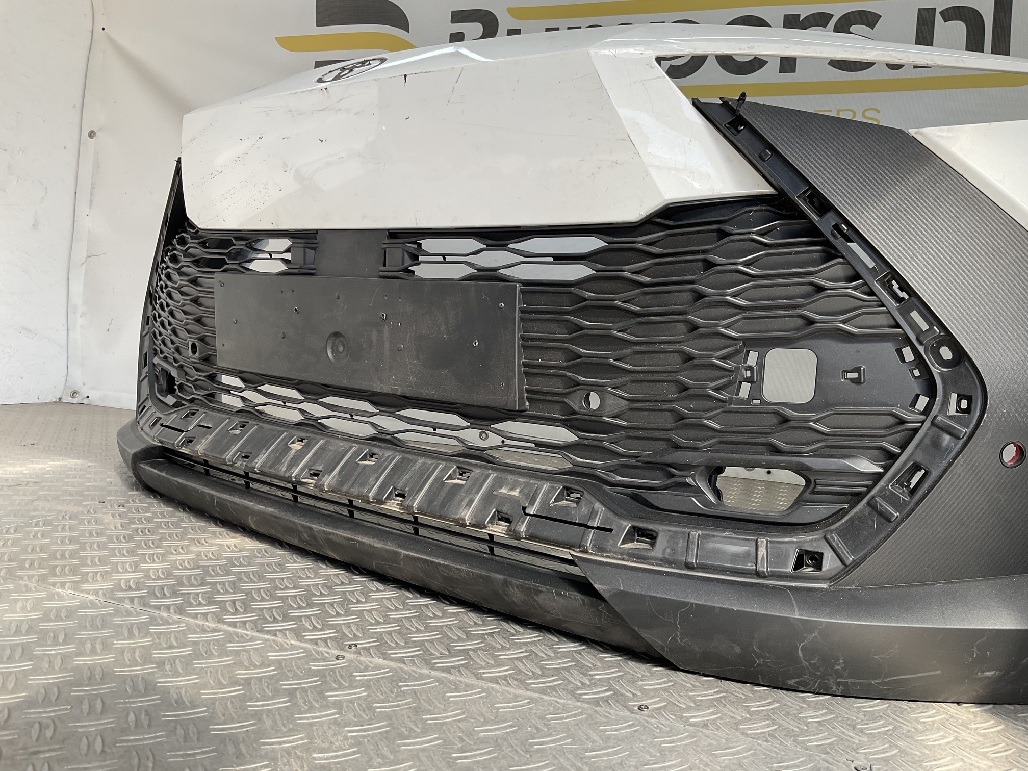 Bumper Toyota CHR C-HR ii 23- 52119-F4250 Voorbumper D10-22507