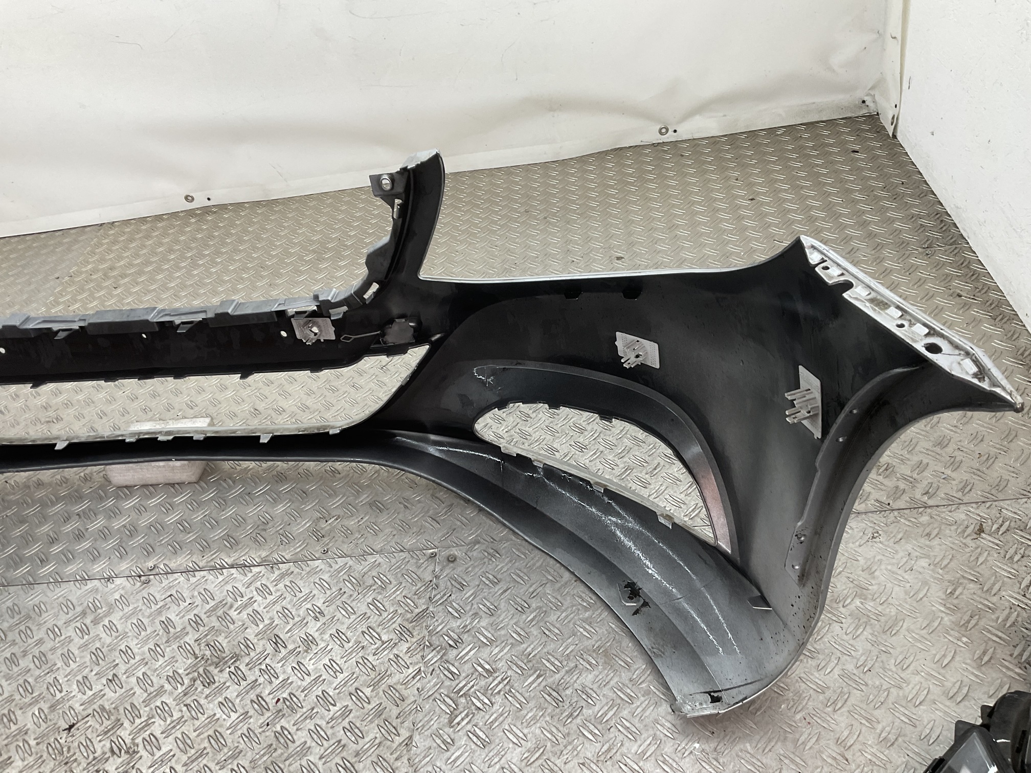 Bumper Mercedes S Klasse W222 214 A2228800147 Voorbumper A1-20486