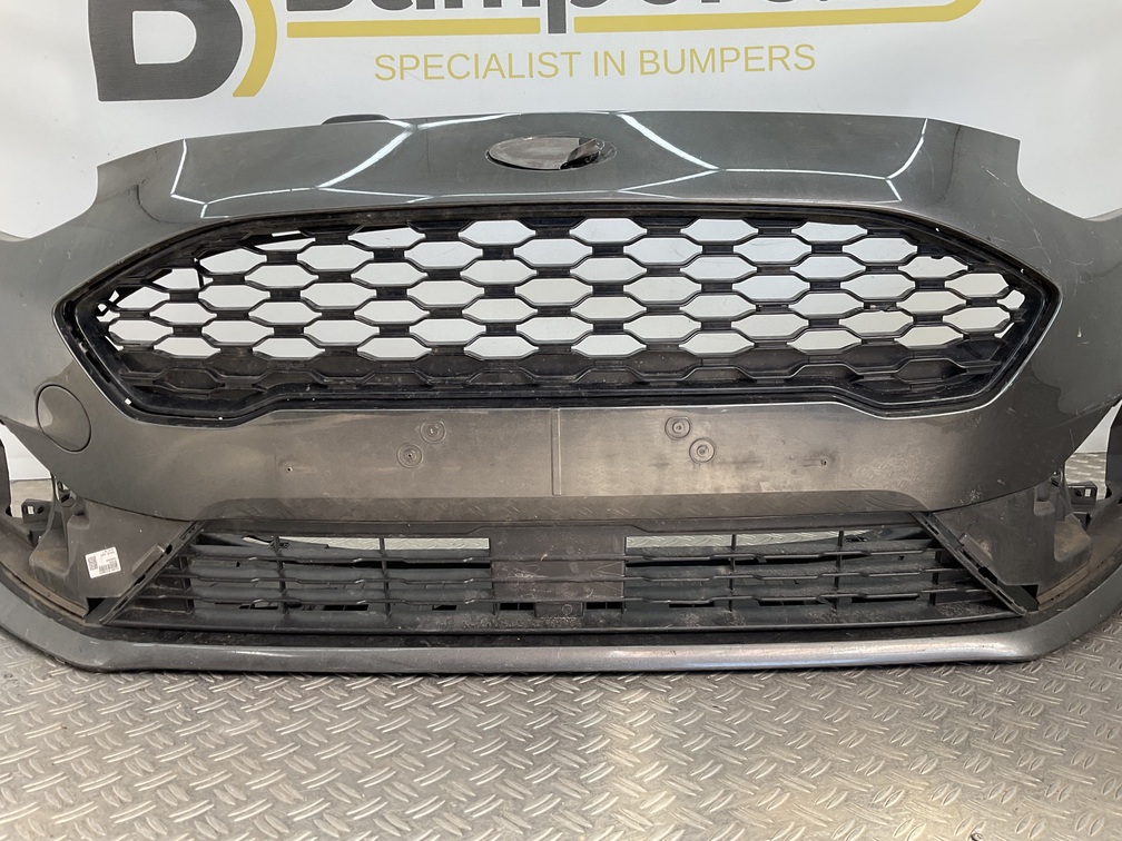 Bumper Ford Fiesta MK8 STLINE ST-LINE 17-21 H1BB-17757-E1 Voorbumper D4-20501
