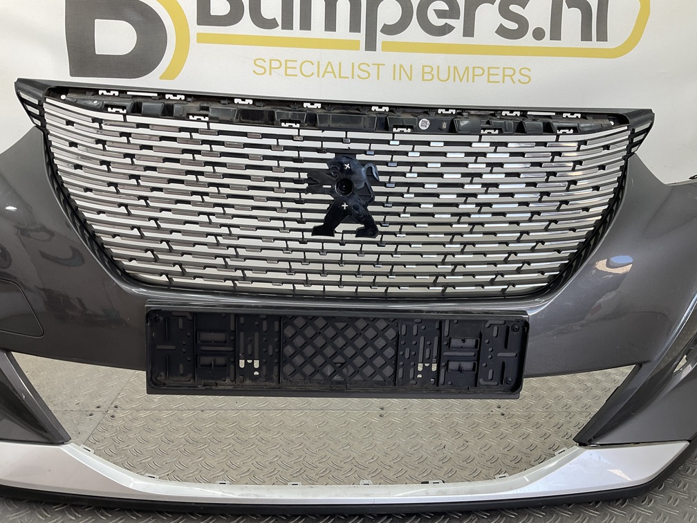 BUMPER Peugeot 2008 2019-2023 9826322180 VOORBUMPER J5-23566