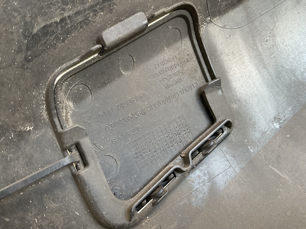 Bumper BMW 1 Serie F40 Sportline 51117459875 Voorbumper K10-23585