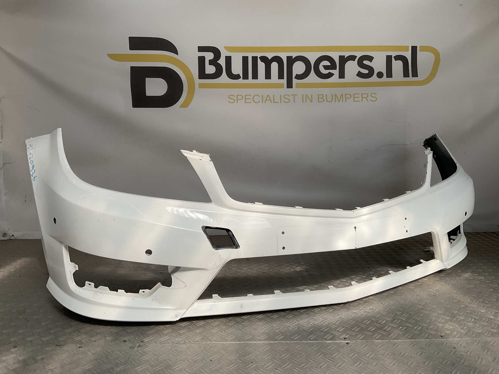 BUMPER Mercedes C Klasse W204 AMG Facelift A2048807847 VOORBUMPER A1-20936