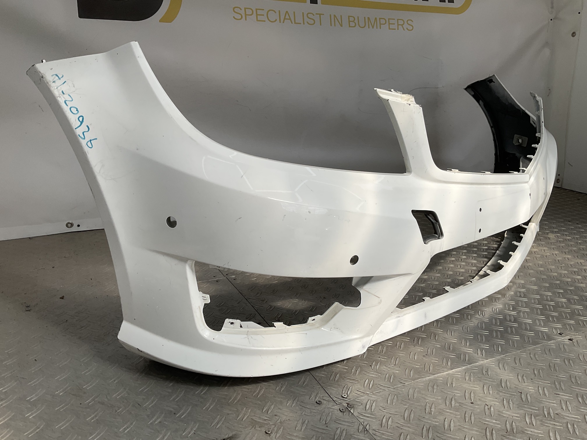 BUMPER Mercedes C Klasse W204 AMG Facelift A2048807847 VOORBUMPER A1-20936