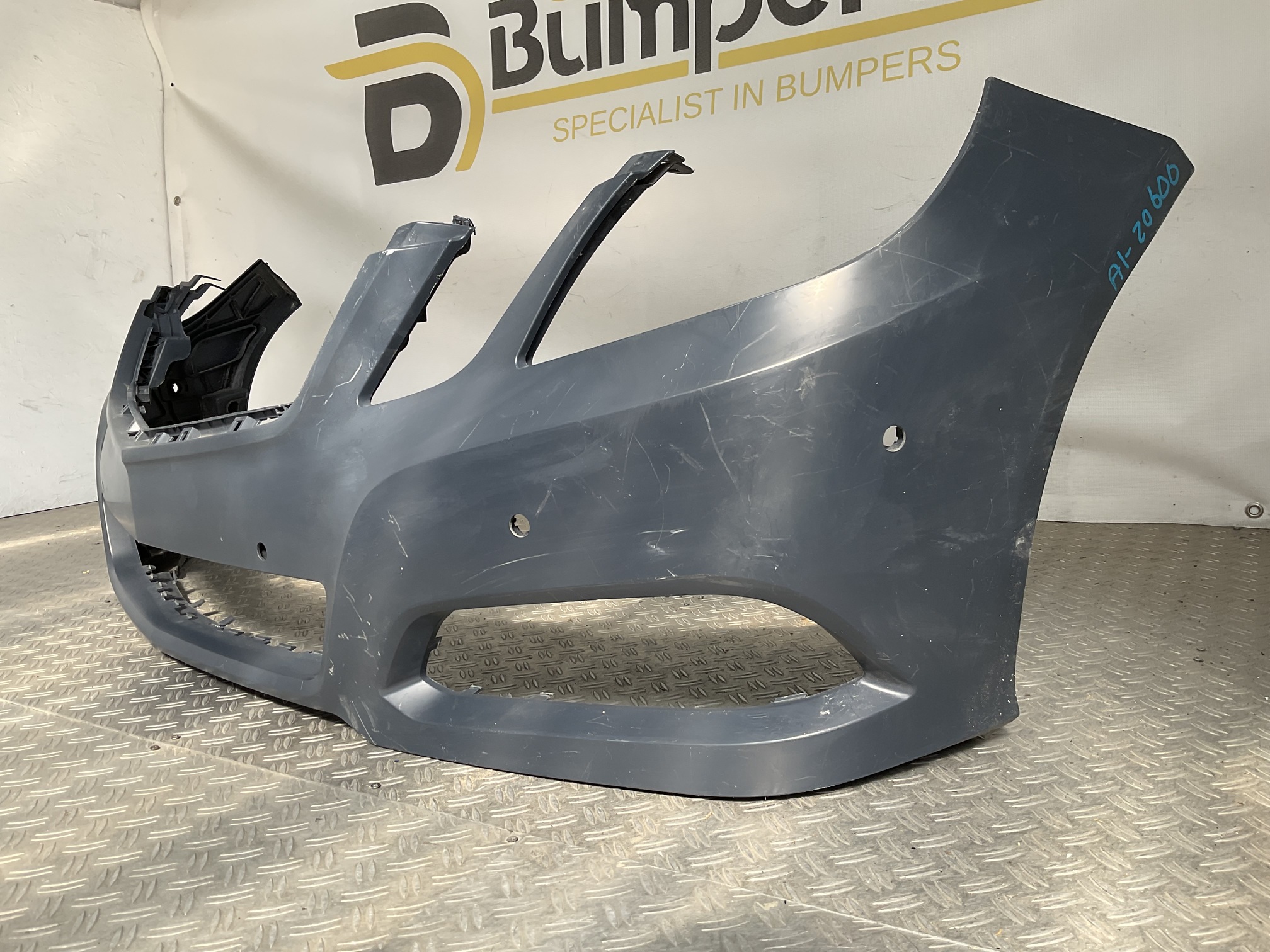 BUMPER MERCEDES E CLASS W212 2009-2013 A2128850125 VOORBUMPER A1-20600