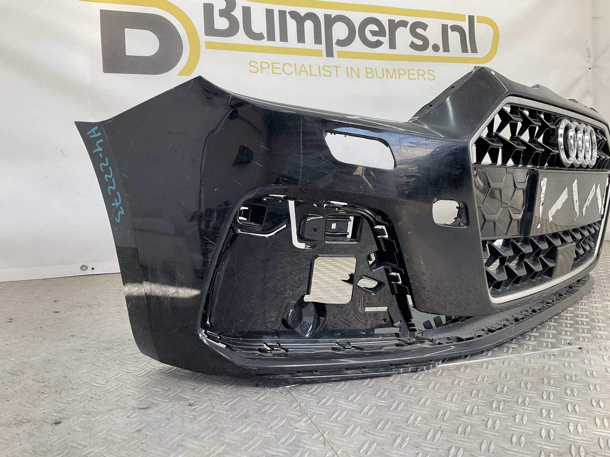 Bumper Audi A1 82A 19-23 kls 82A807437A Voorbumper H4-22273