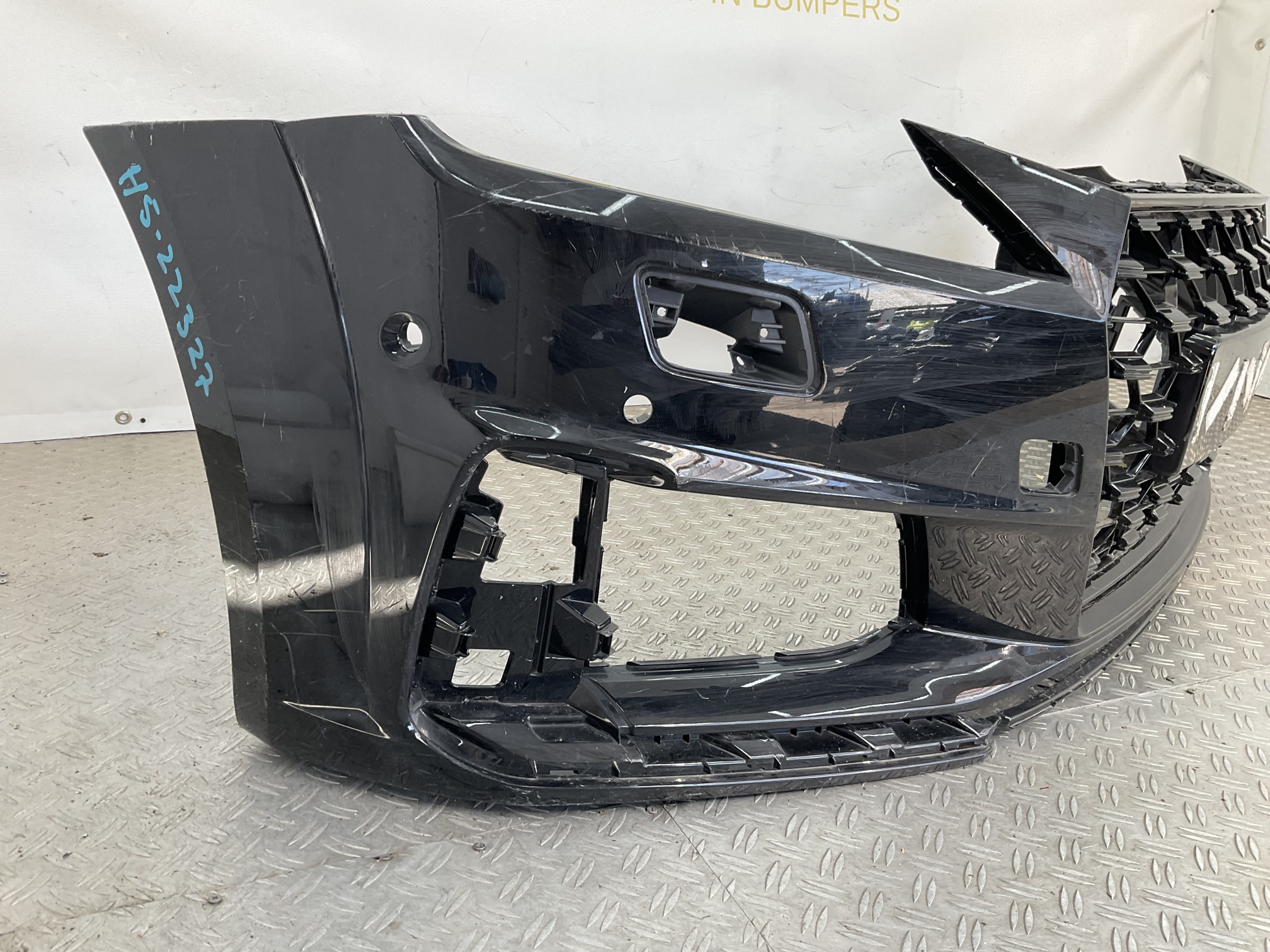 BUMPER Audi TT 2013-2018 8S0807437 VOORBUMPER H5-22327