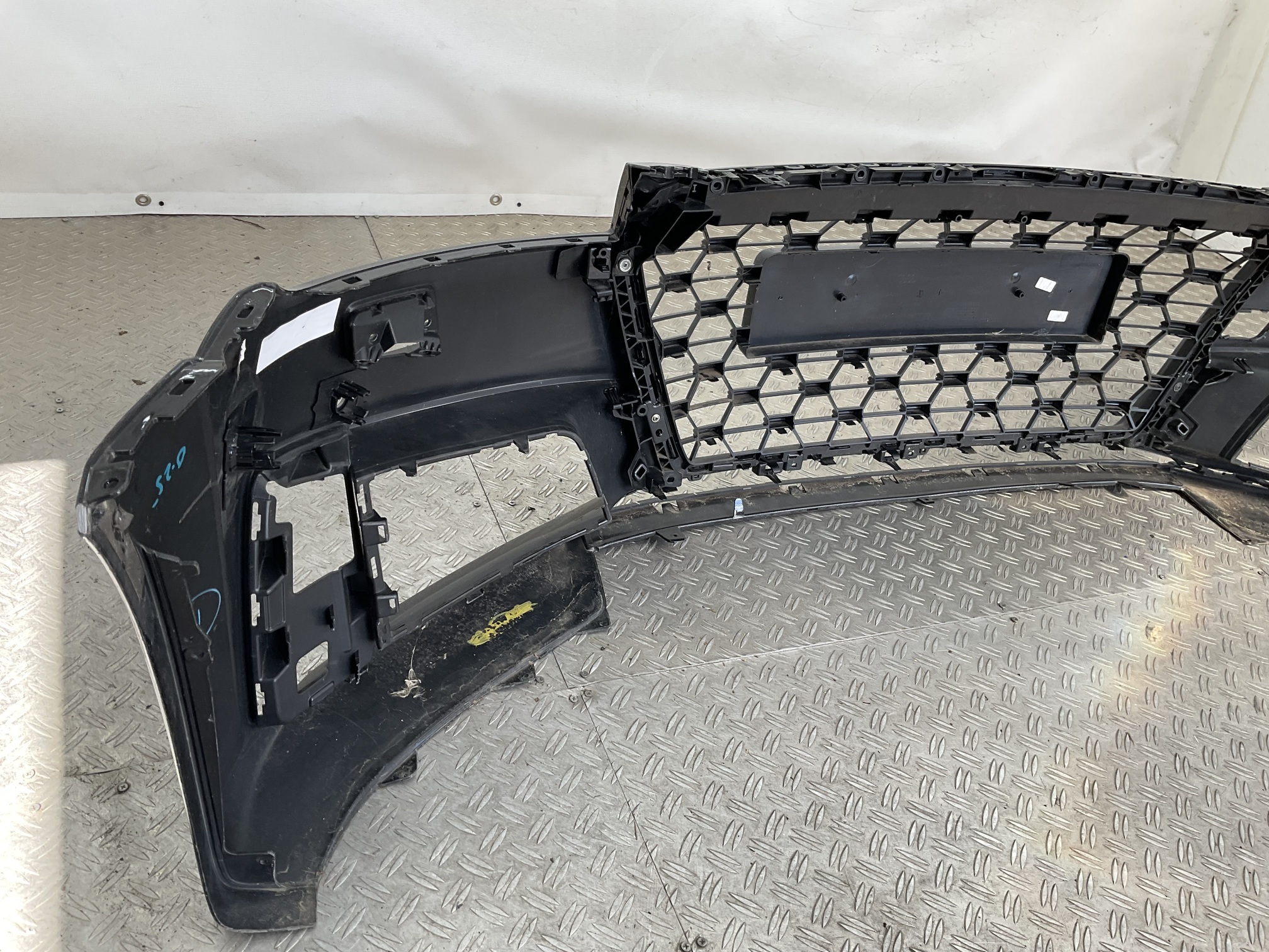 BUMPER Audi TT 2013-2018 8S0807437 VOORBUMPER H5-22327