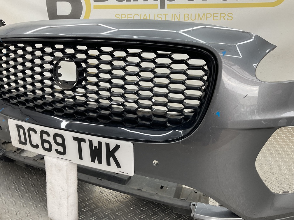 Bumper Jaguar E-Pace EPace x540 17- J9C3-17F003-C Voorbumper M1-24231