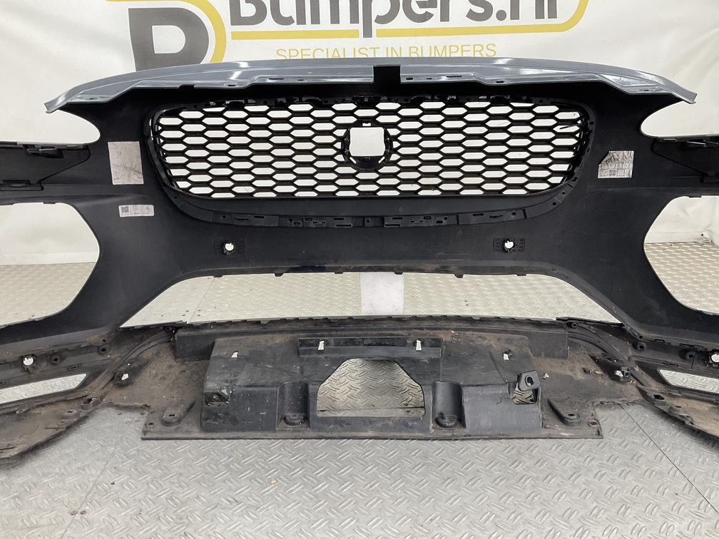 Bumper Jaguar E-Pace EPace x540 17- J9C3-17F003-C Voorbumper M1-24231