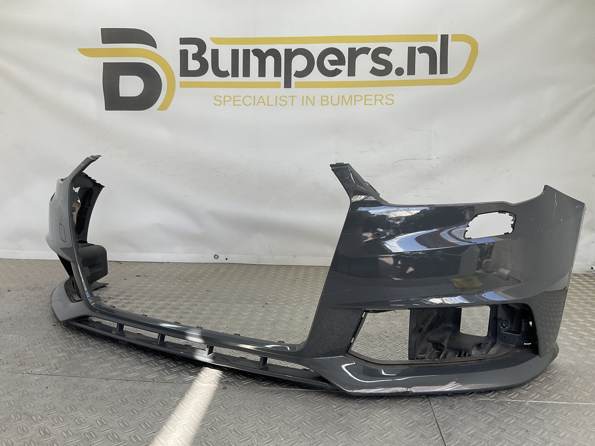 Bumper Audi A1 8xA Facelift Sline S-line 15-19 kls 8XA807437D Voorbumper H3-22414
