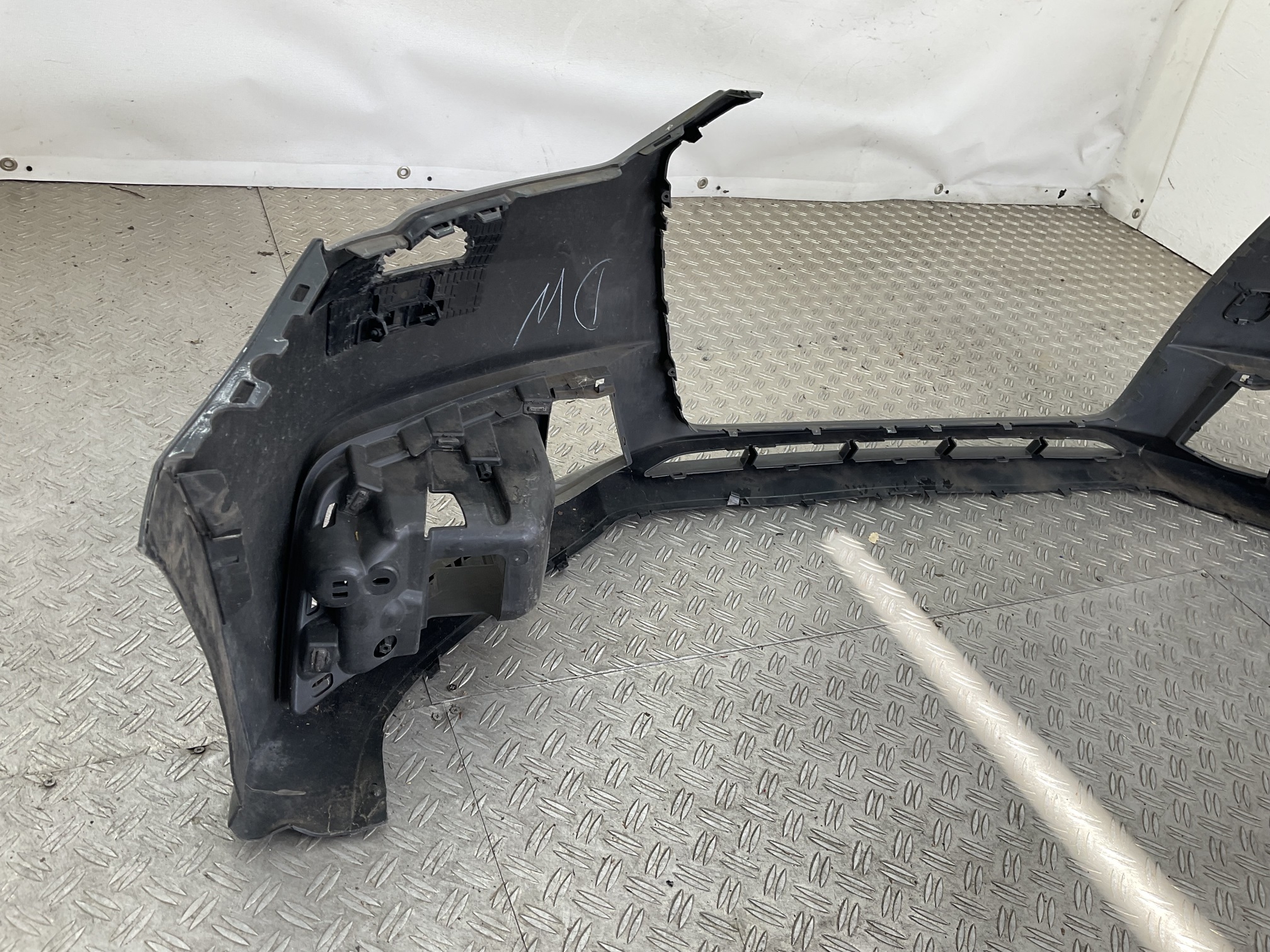 Bumper Audi A1 8xA Facelift Sline S-line 15-19 kls 8XA807437D Voorbumper H3-22414